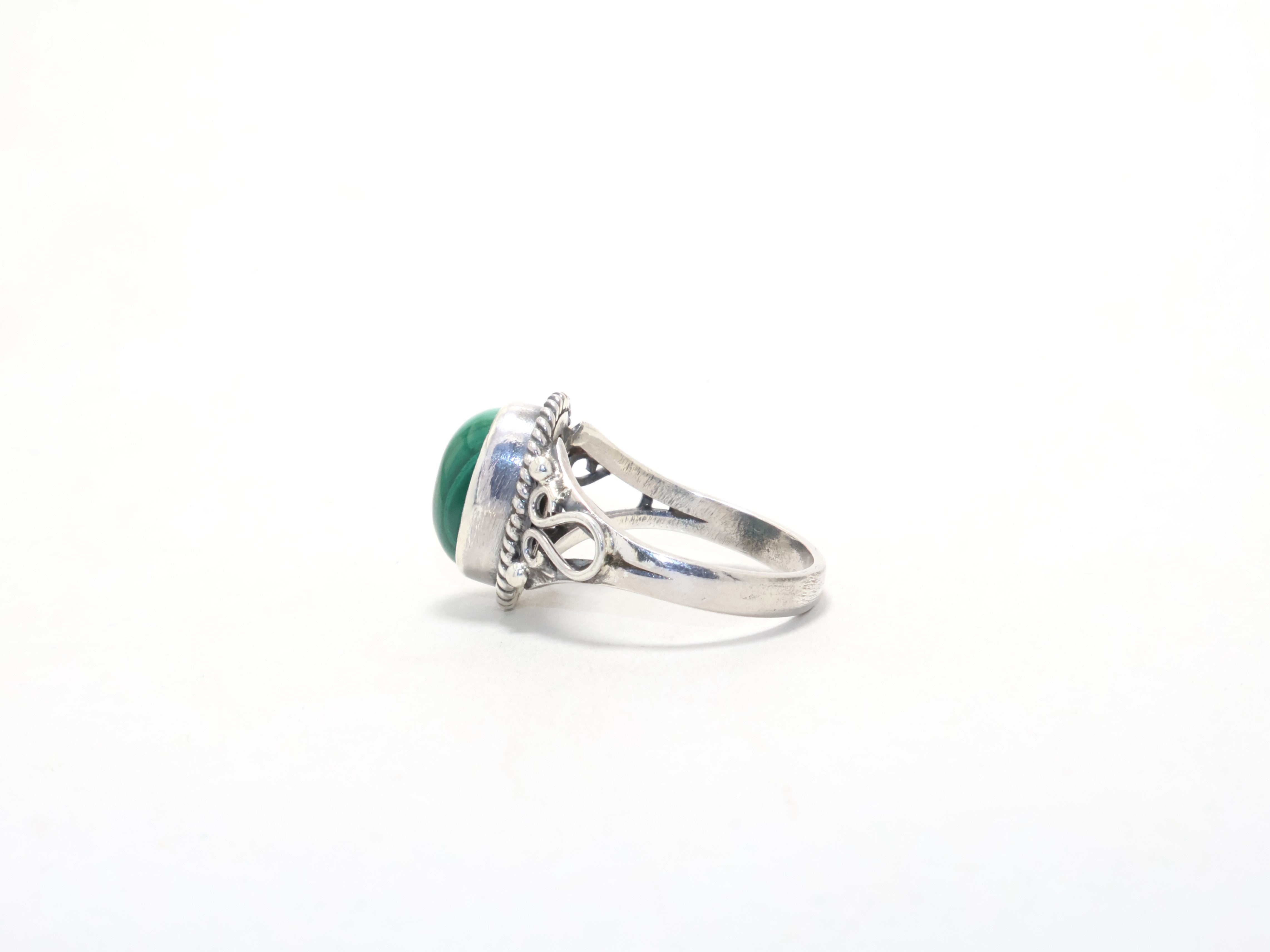 Ovale Malachiet Ring Handgemaakte Ring Groene Edelsteen Belofte Ring Geboortesteen Ring Boho Ring Cadeau Voor Iedereen