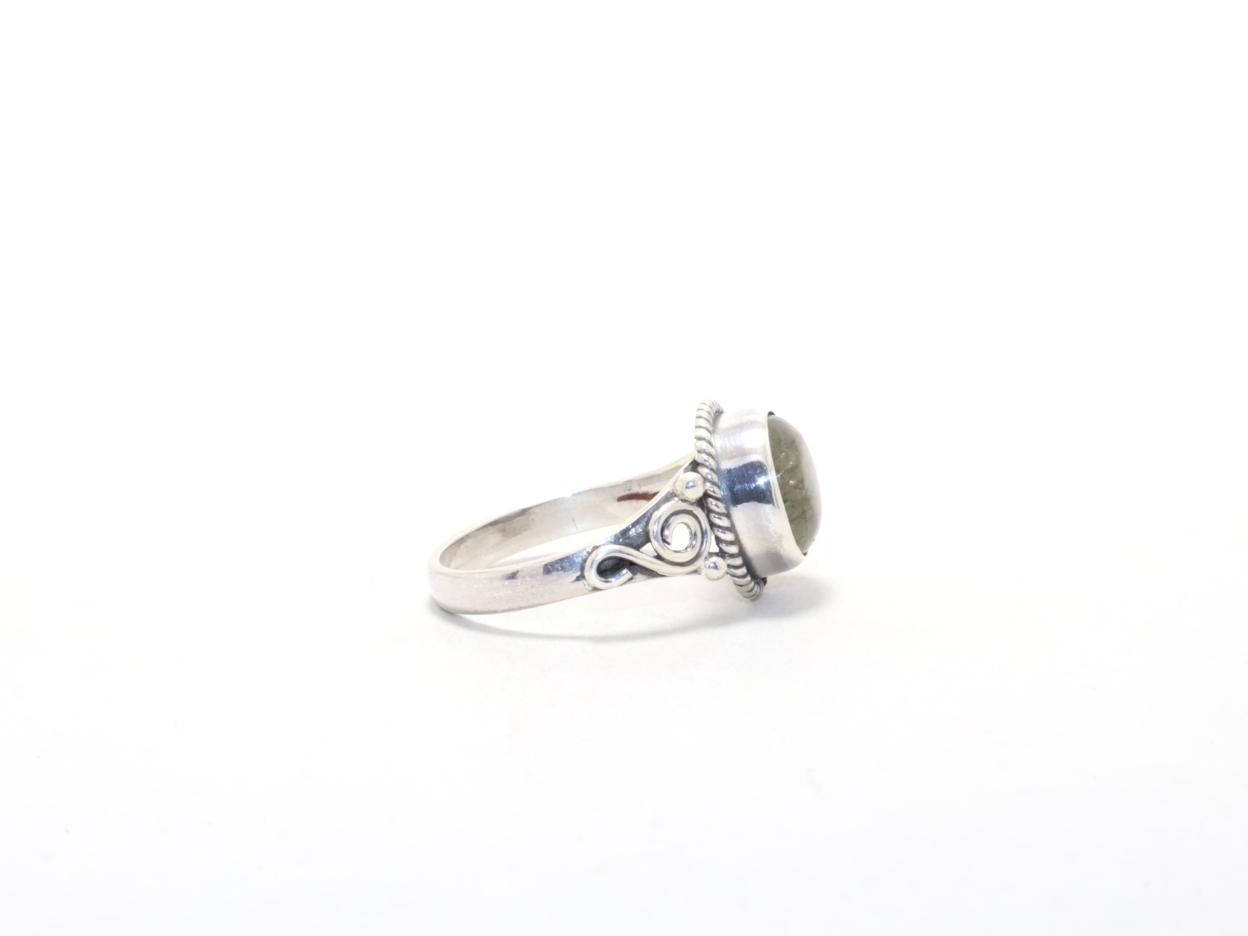 Natürlicher schwarzer Rutil-Ring Designer-Ring Cocktail-Ring Geschenk für jeden Boho Minimalistischer Ring Geburtsstein-Ring