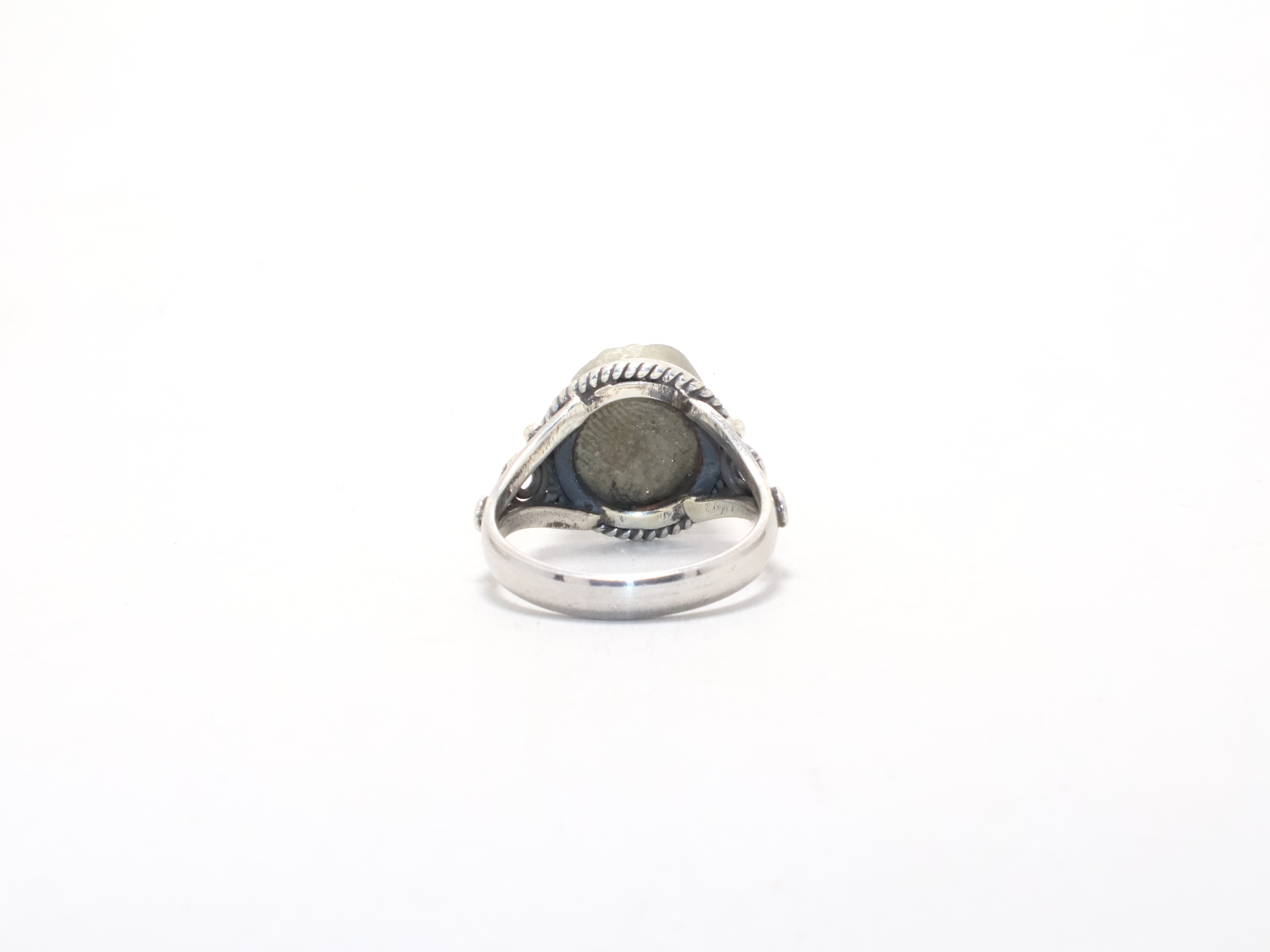 Designer roher Pyrit Ring Juli Geburtsstein Ring Cocktailring Minimalistischer Ring Stapelring 925 Sterling Silber