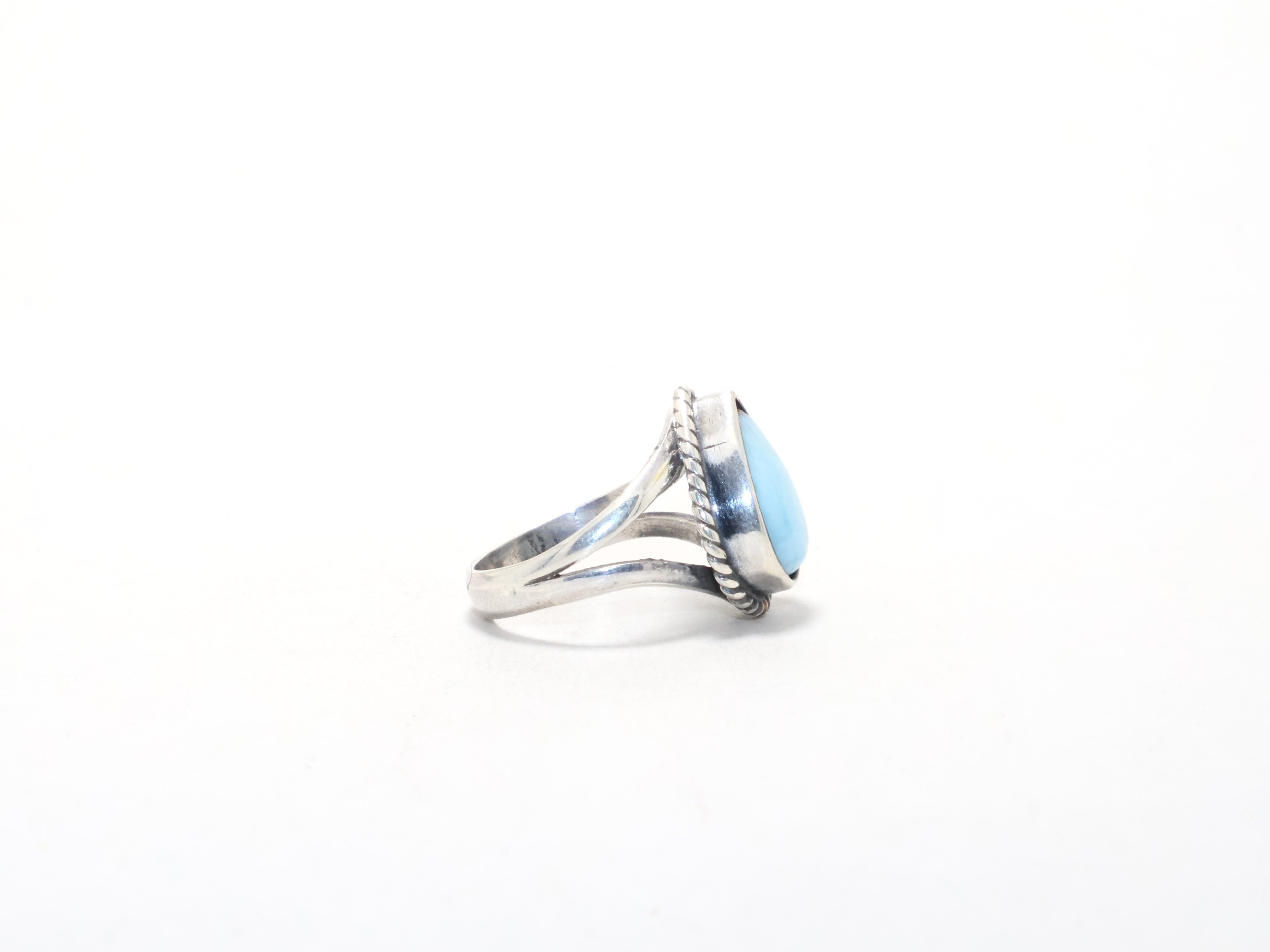 Birnenförmiger Larimar-Ring Geburtsstein Februar Designerring Böhmischer Schmuck Geschenk für Sie Minimalistischer Ring Handgemachter Ring 925 Sterling Silber