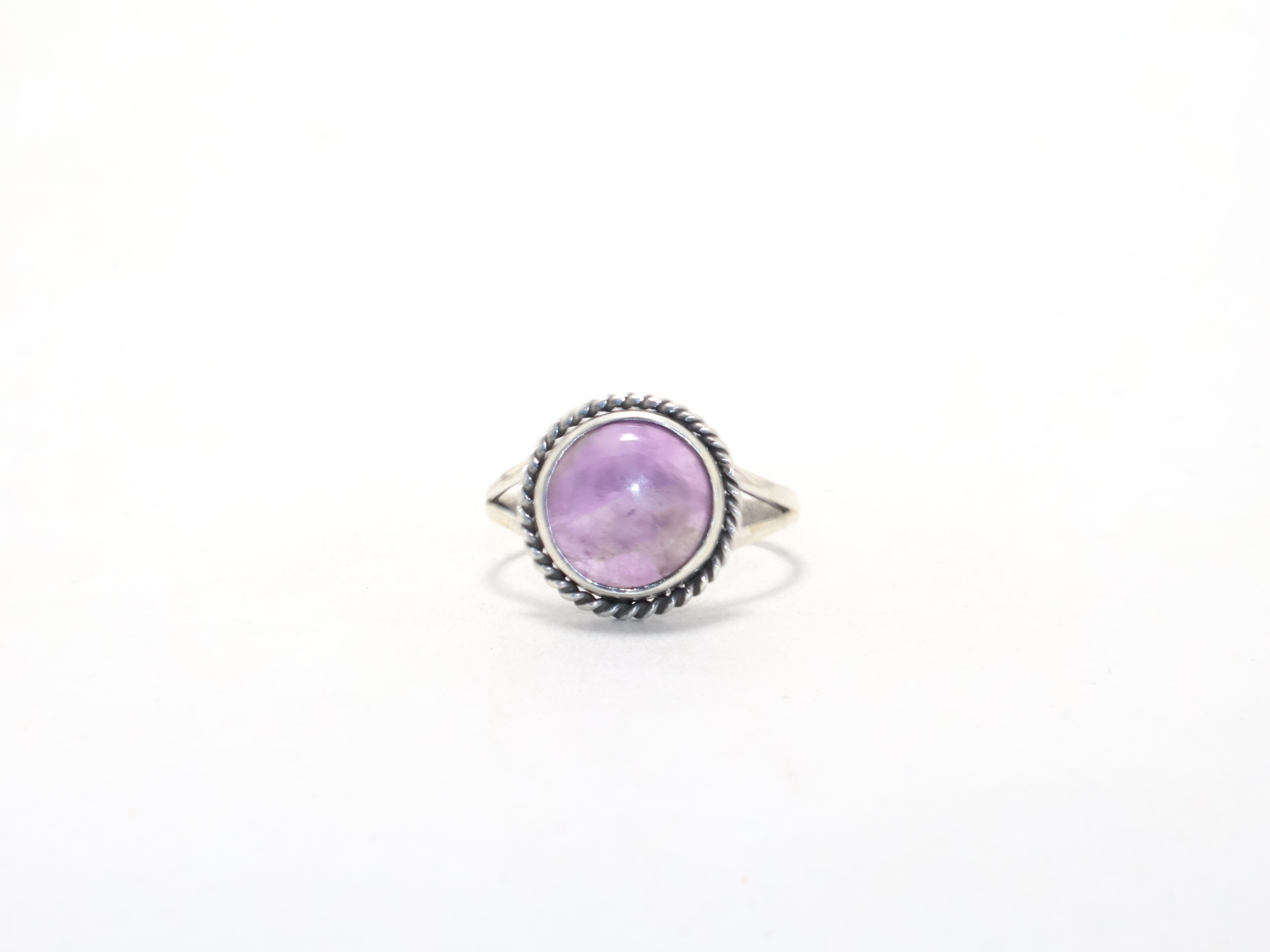 Echter Amethystring Handgemachter Designerring Geburtsstein Februar Zierlicher Ring Freundschaftsring Geschenk für Sie Edelsteinring