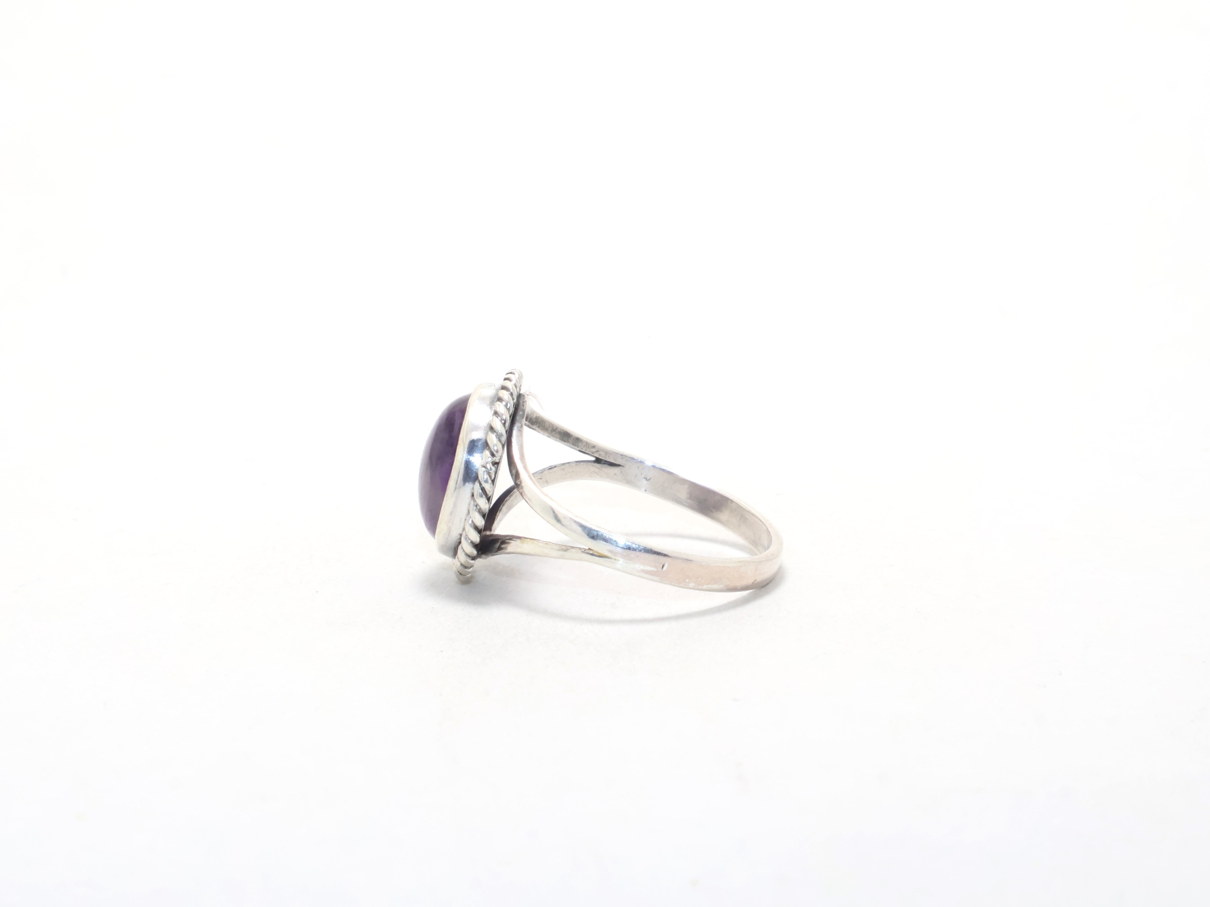 Echter Amethystring Handgemachter Designerring Geburtsstein Februar Zierlicher Ring Freundschaftsring Geschenk für Sie Edelsteinring