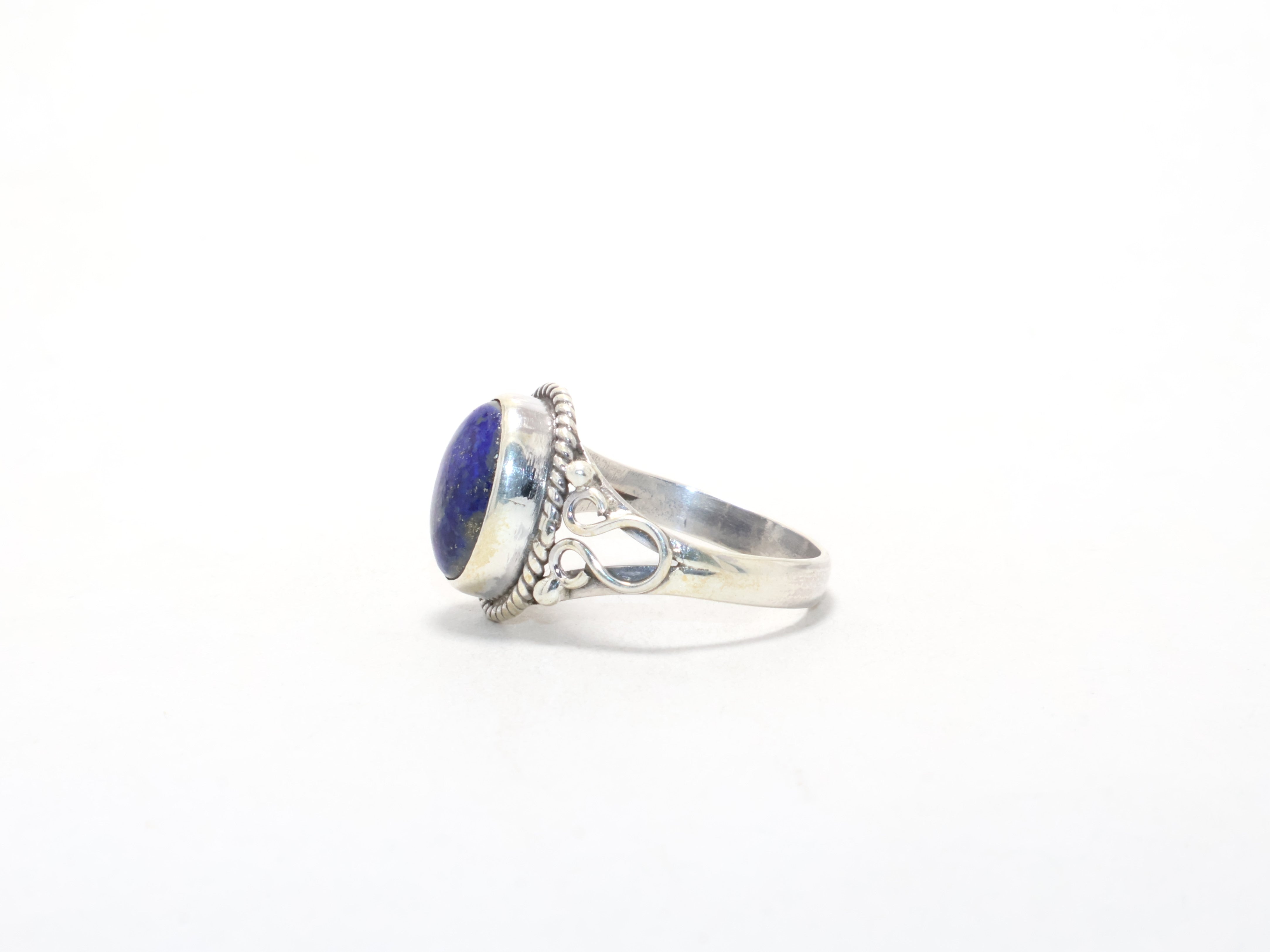 Echter blauer Lapislazuli Edelsteinring, Böhmischer Ring, September-Geburtsstein, Alltagsring, zierlicher Ring