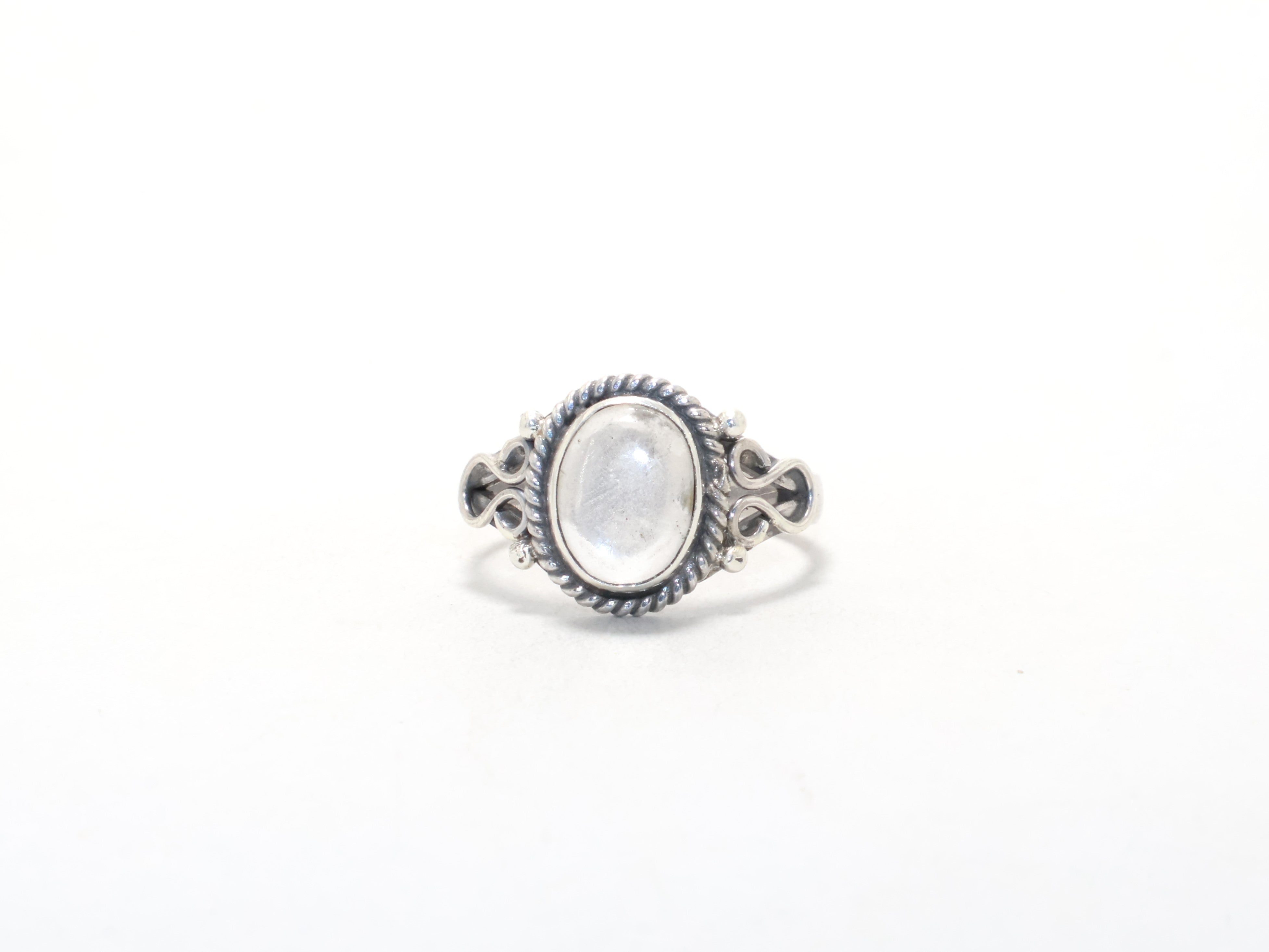 Handgefertigter Kristallquarz-Ring 925 Sterling Silber Geschenkartikel Boho Ring Ovaler Edelsteinring Freundschaftsring