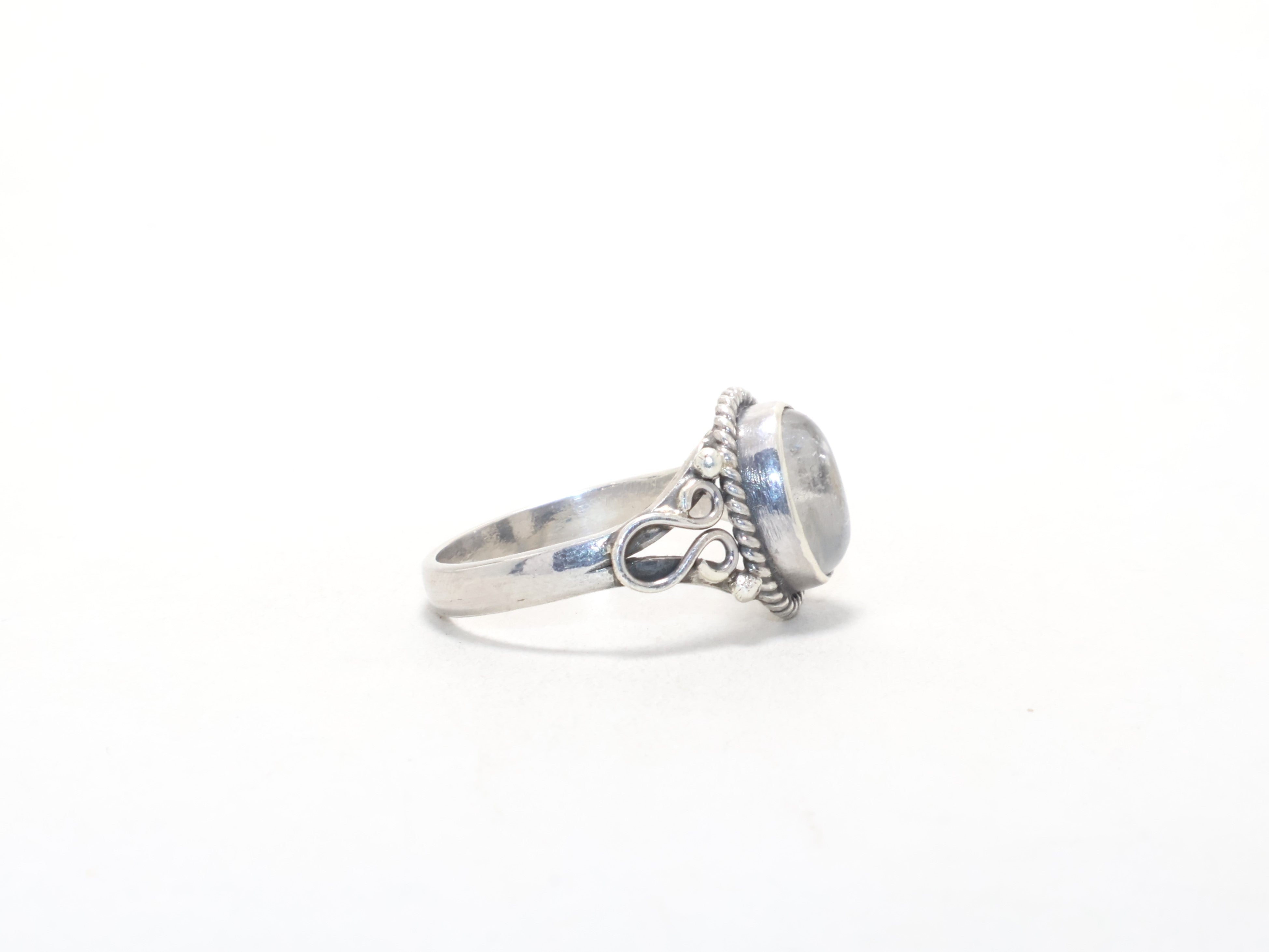 Handgefertigter Kristallquarz-Ring 925 Sterling Silber Geschenkartikel Boho Ring Ovaler Edelsteinring Freundschaftsring