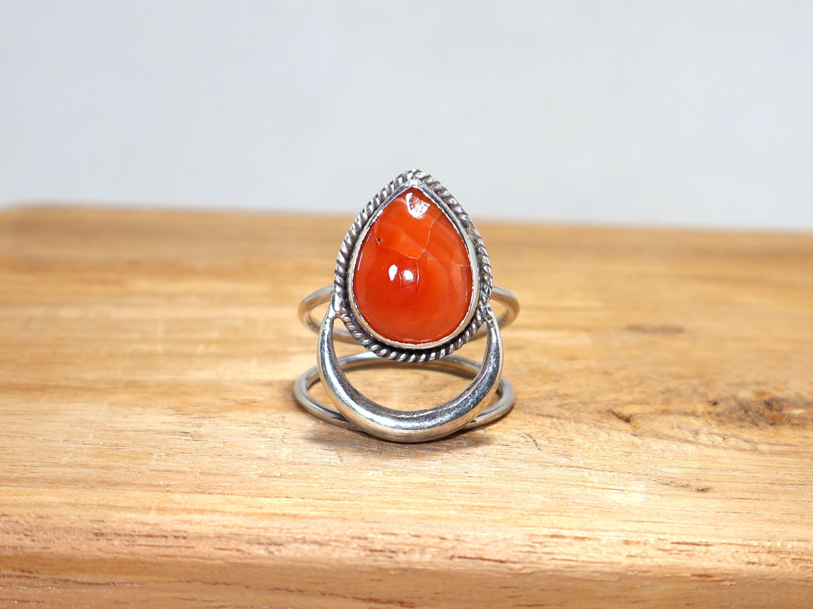 Wunderschöner Karneol Silberring 925 Sterling Silber Oranger Edelstein Massiver Silberring Tropfenform Handgemachter Einzigartiger Ring Geschenk Für Ihn Einzigartiger Damenring
