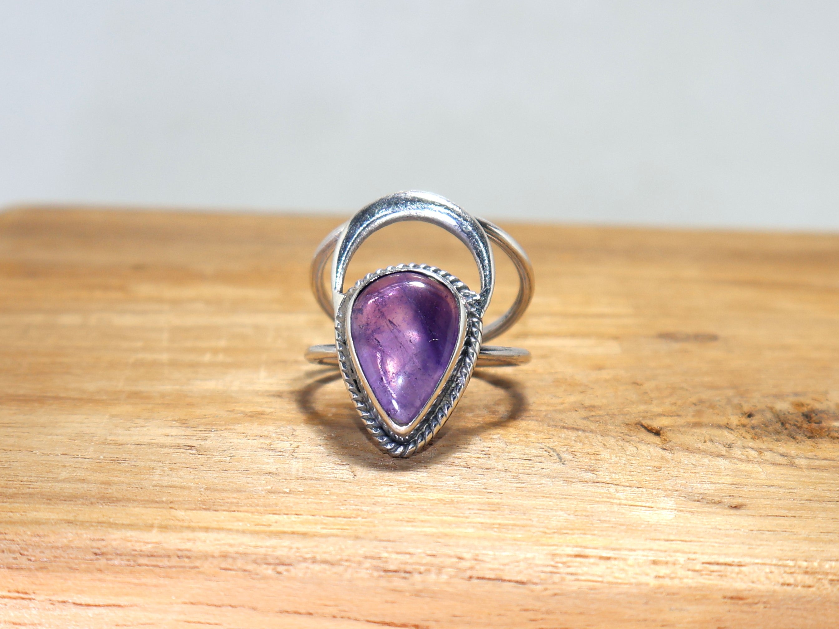 Natuurlijke Amethist Zilveren Ring Handgemaakte Paarse Edelsteen Sieraden Minimalistische Ring 925 Sterling Zilveren Ring Unieke Ring Druppelvormige Beloftering