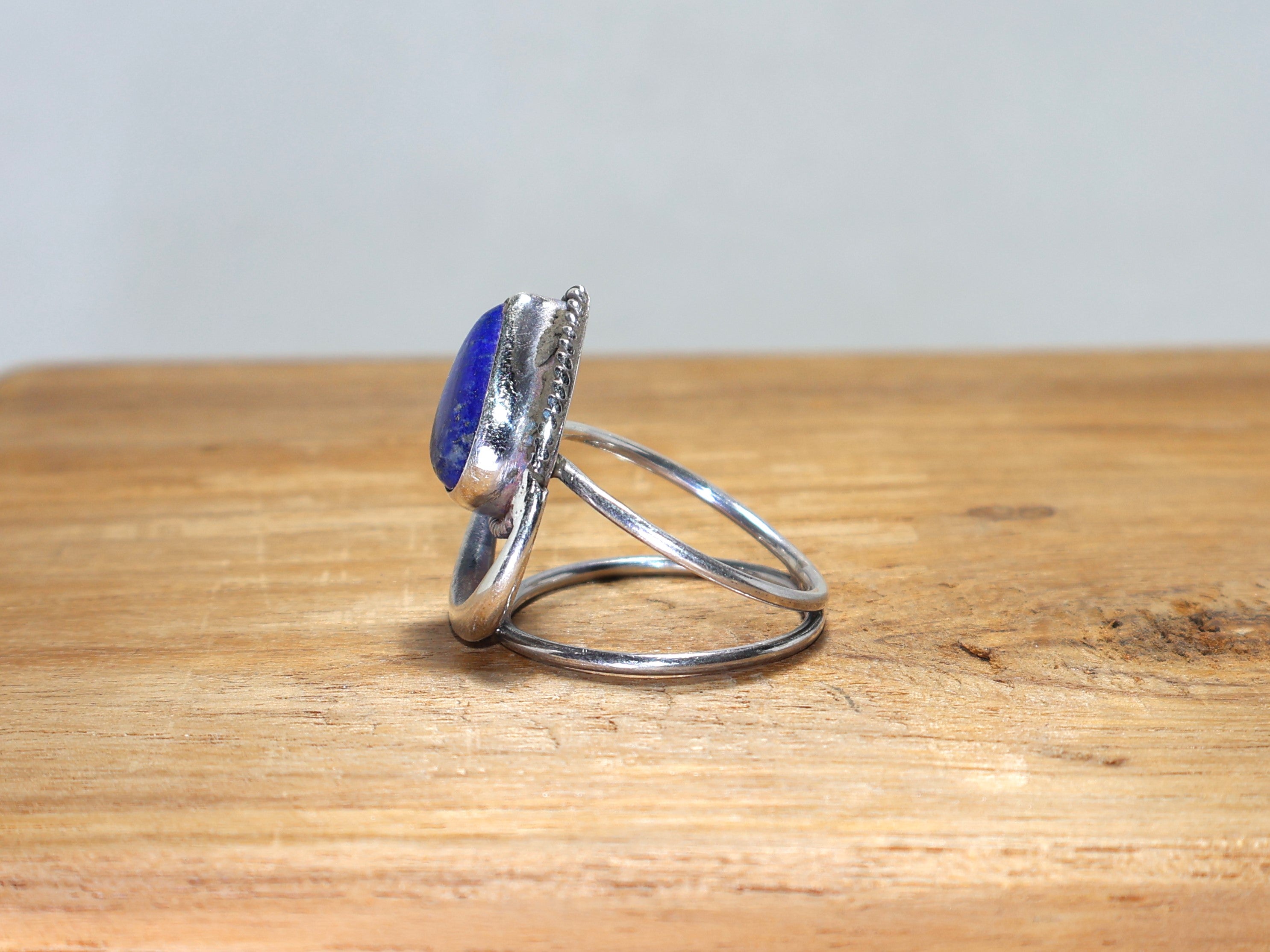 Lapislazuli Ring Tropfen Edelstein 925 Sterling Silber Ring Handgefertigt Alltagsring Tropfenförmiger Lapislazuli Ring Minimalistischer Ring Unisex Ring Einzigartiger Blauer Edelsteinring Ring Für Sie & Ihn