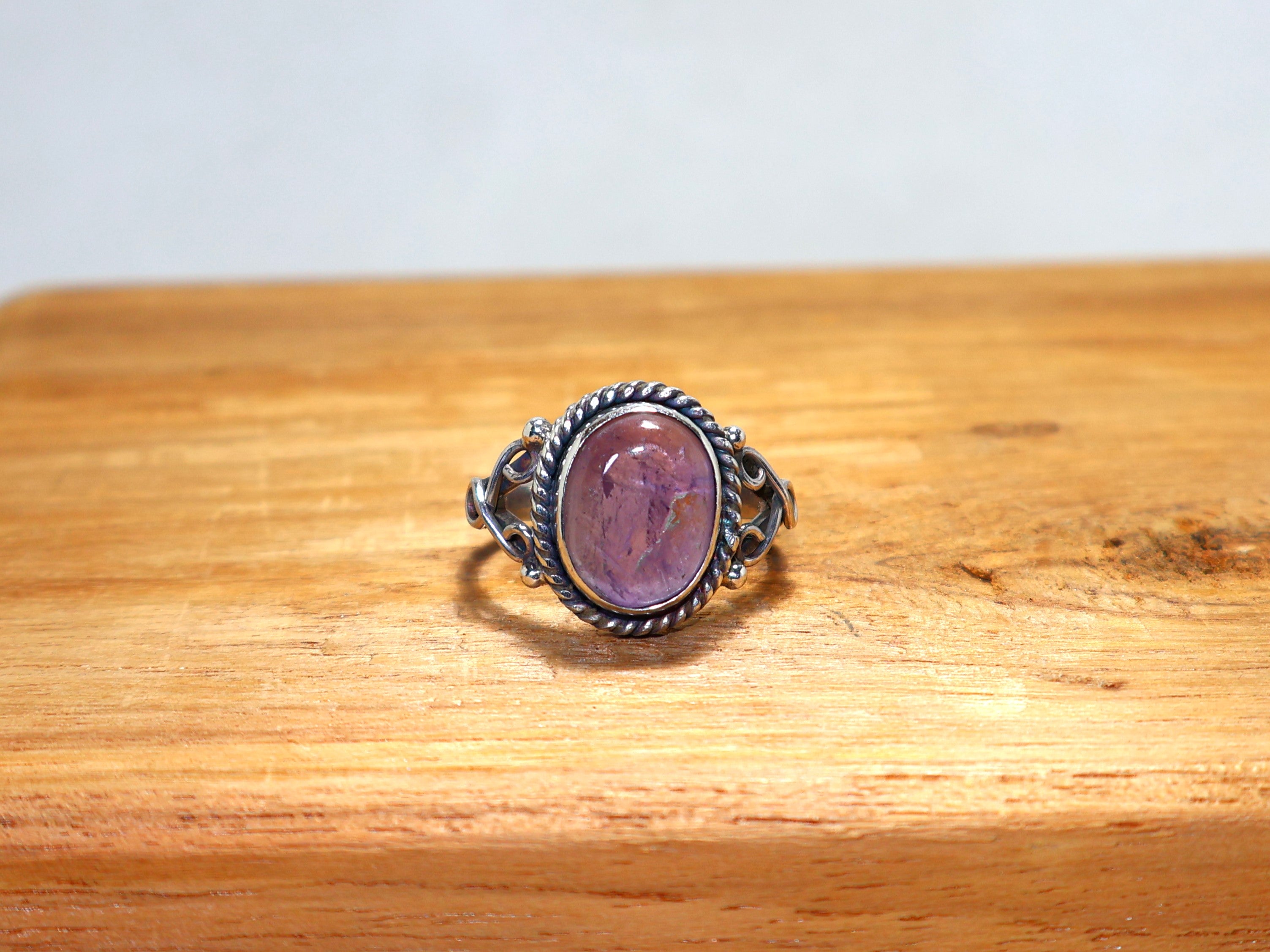 Natuurlijke Ovale Amethist Ring Paarse Edelsteen Ring Cadeau Voor Haar 925 Sterling Zilveren Ring Handgemaakte Designer Ring Verlovingsring