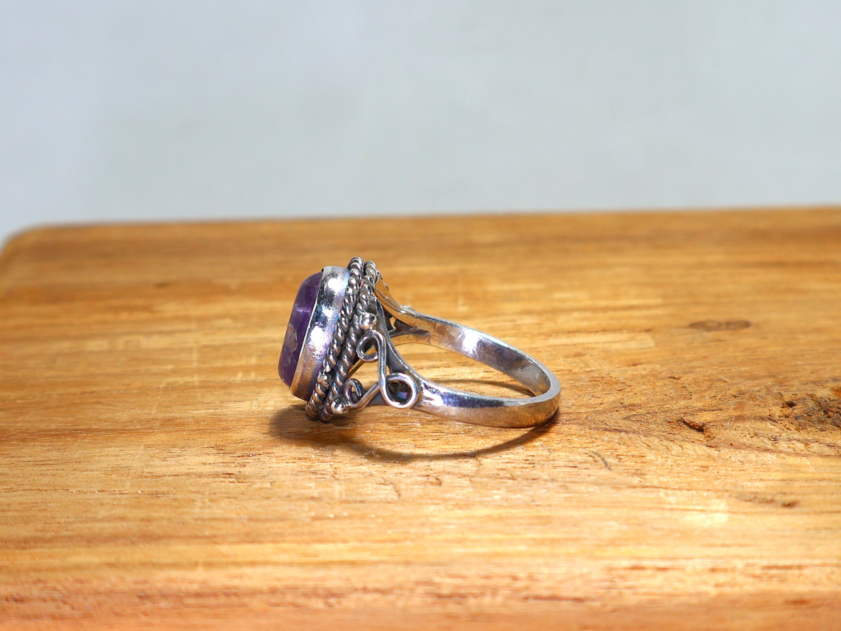 Natuurlijke Ovale Amethist Ring Paarse Edelsteen Ring Cadeau Voor Haar 925 Sterling Zilveren Ring Handgemaakte Designer Ring Verlovingsring