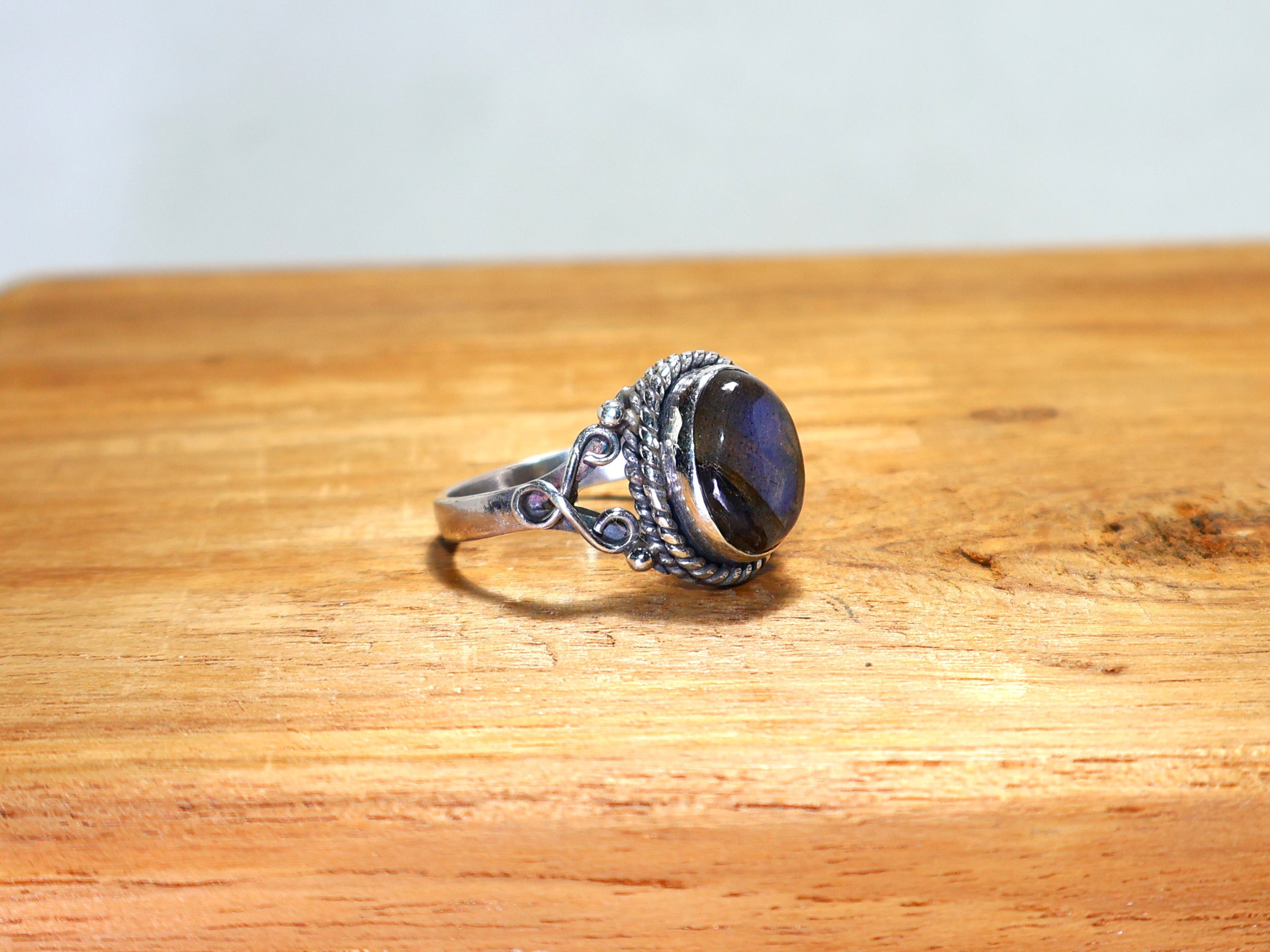 Natur Ovale Labradorit Silber Ring Blauer auffälliger Edelsteinring 925 Sterling Silber Ring Boho Ring Geschenk für Sie