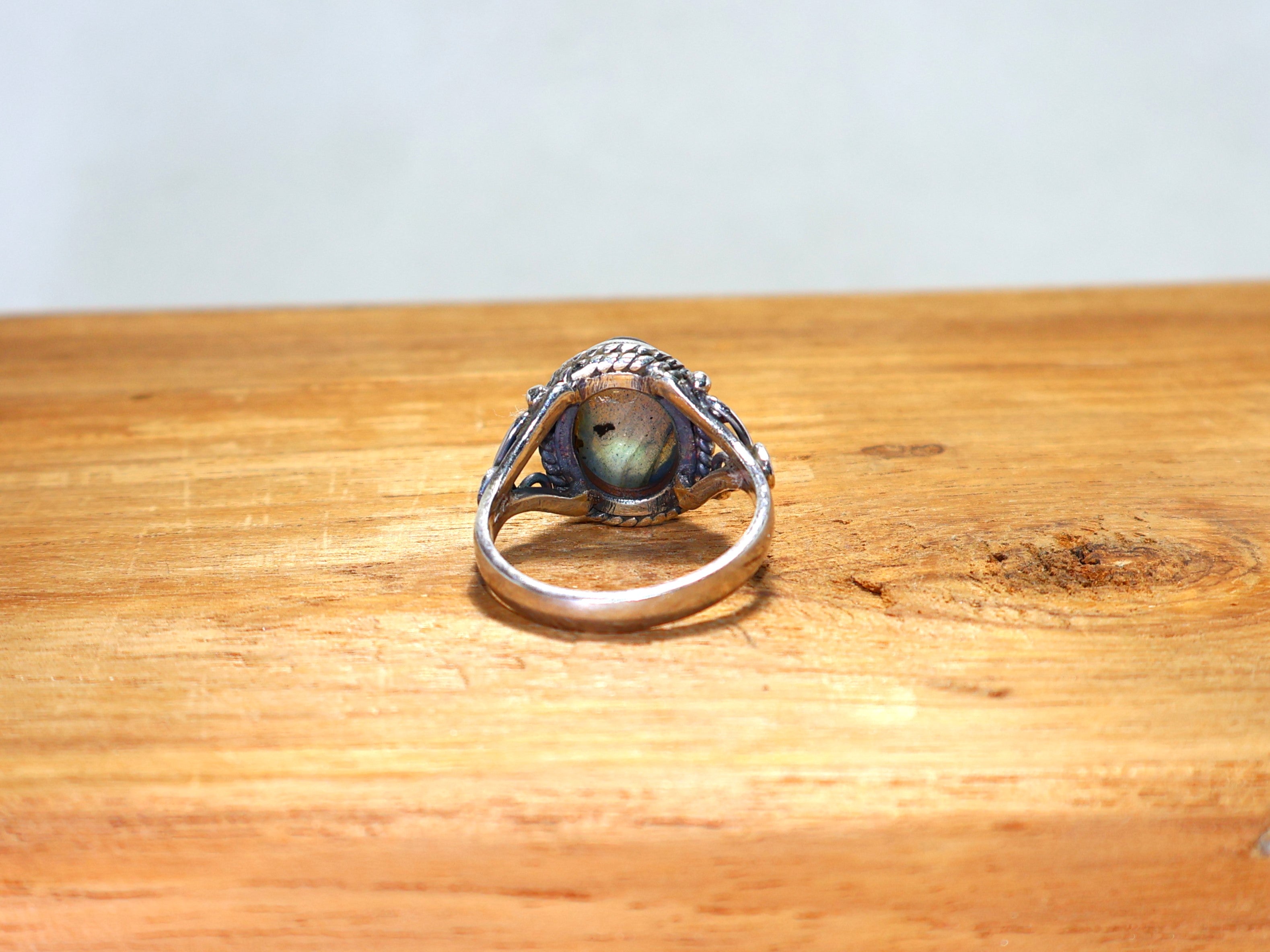 Natur Ovale Labradorit Silber Ring Blauer auffälliger Edelsteinring 925 Sterling Silber Ring Boho Ring Geschenk für Sie