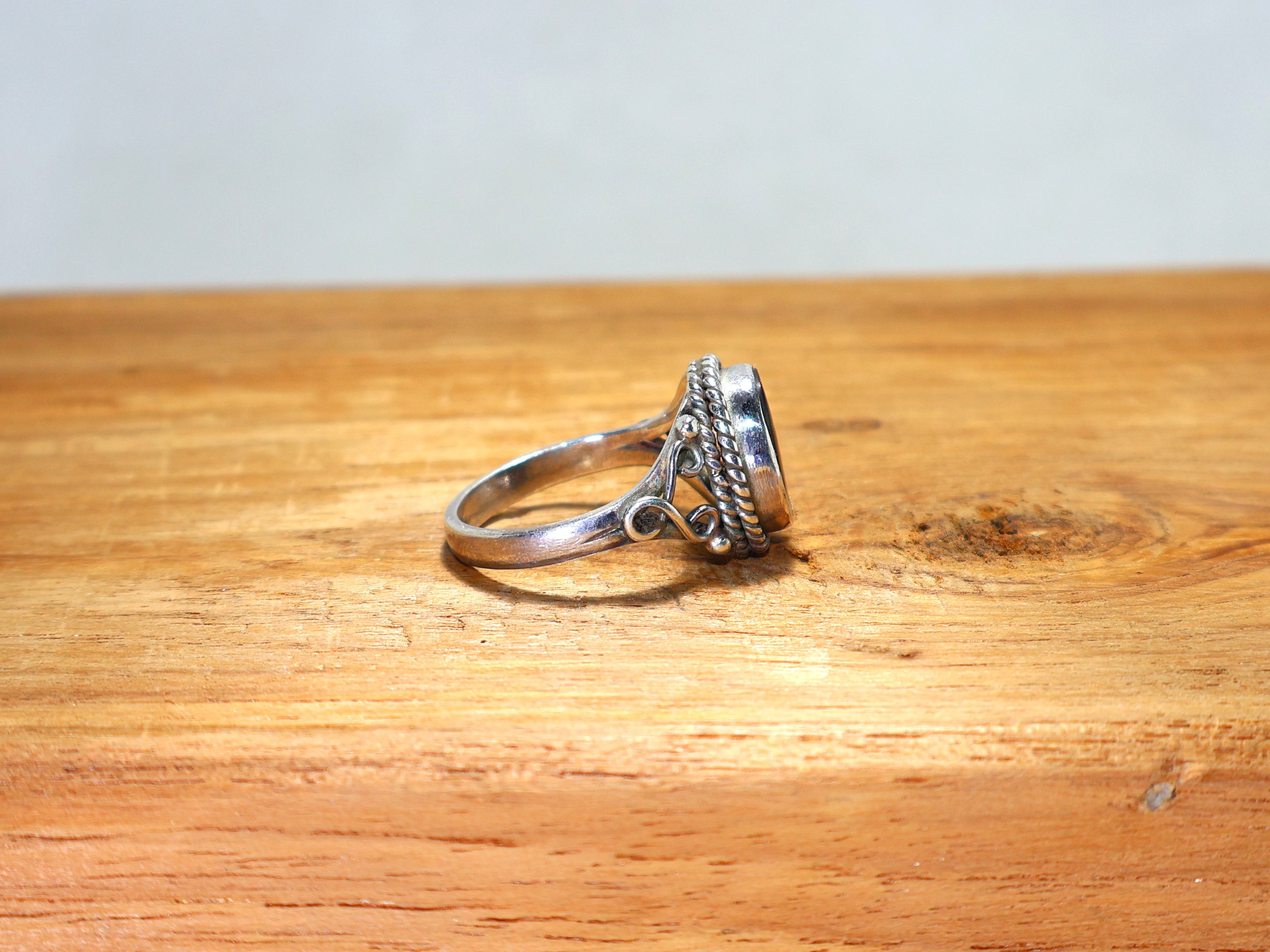Damenring aus 925er Sterlingsilber mit Abalone-Muschel, minimalistischer Ring, Ring mit ovalem Naturstein, Jubiläumsgeschenk für Frauen