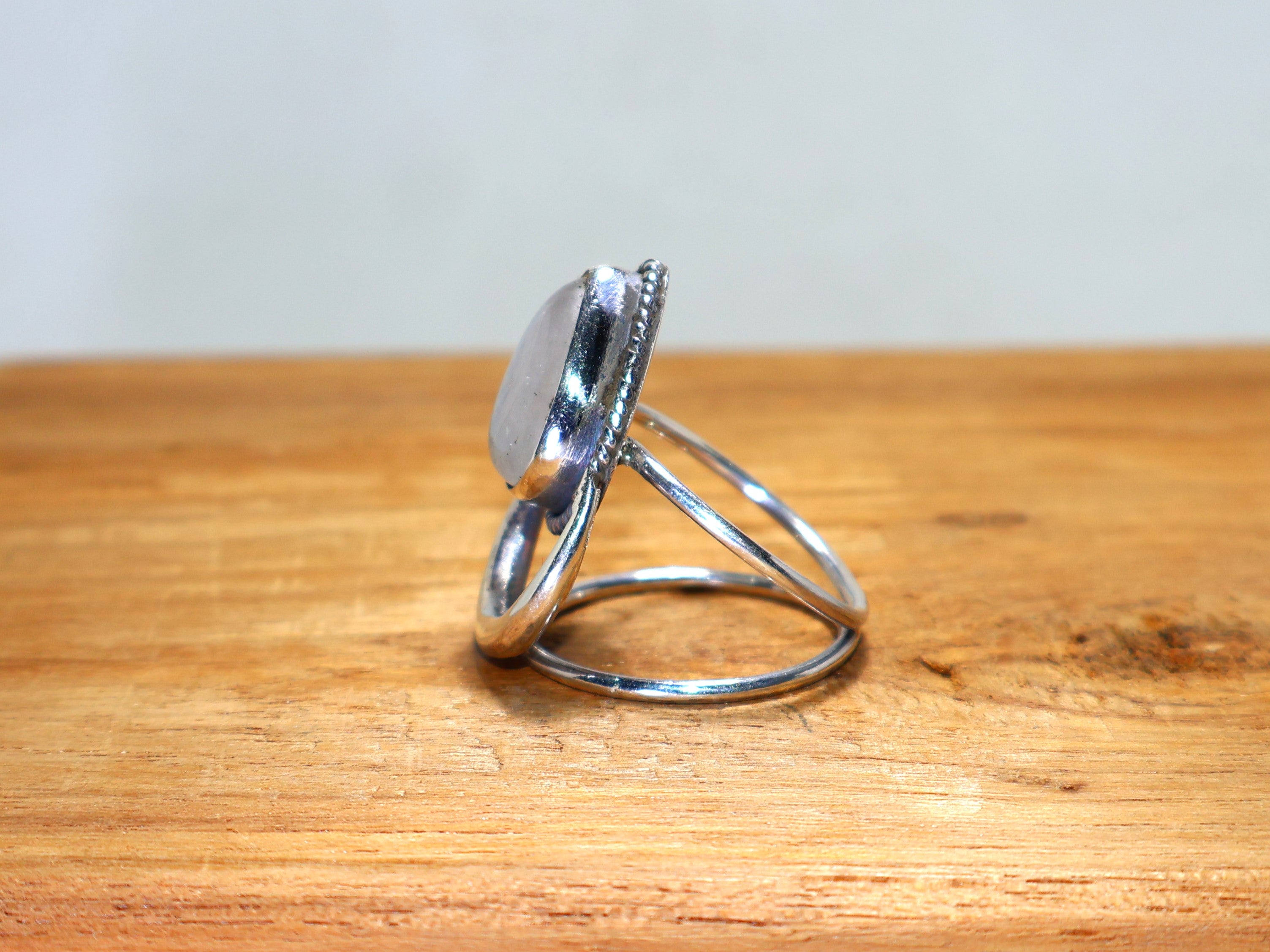 Kristallquarz-Silberring 925er Sterlingsilber Massives Silber Designer Handgefertigter Schmuck Tropfenförmiger Edelsteinring Geschenk für Sie