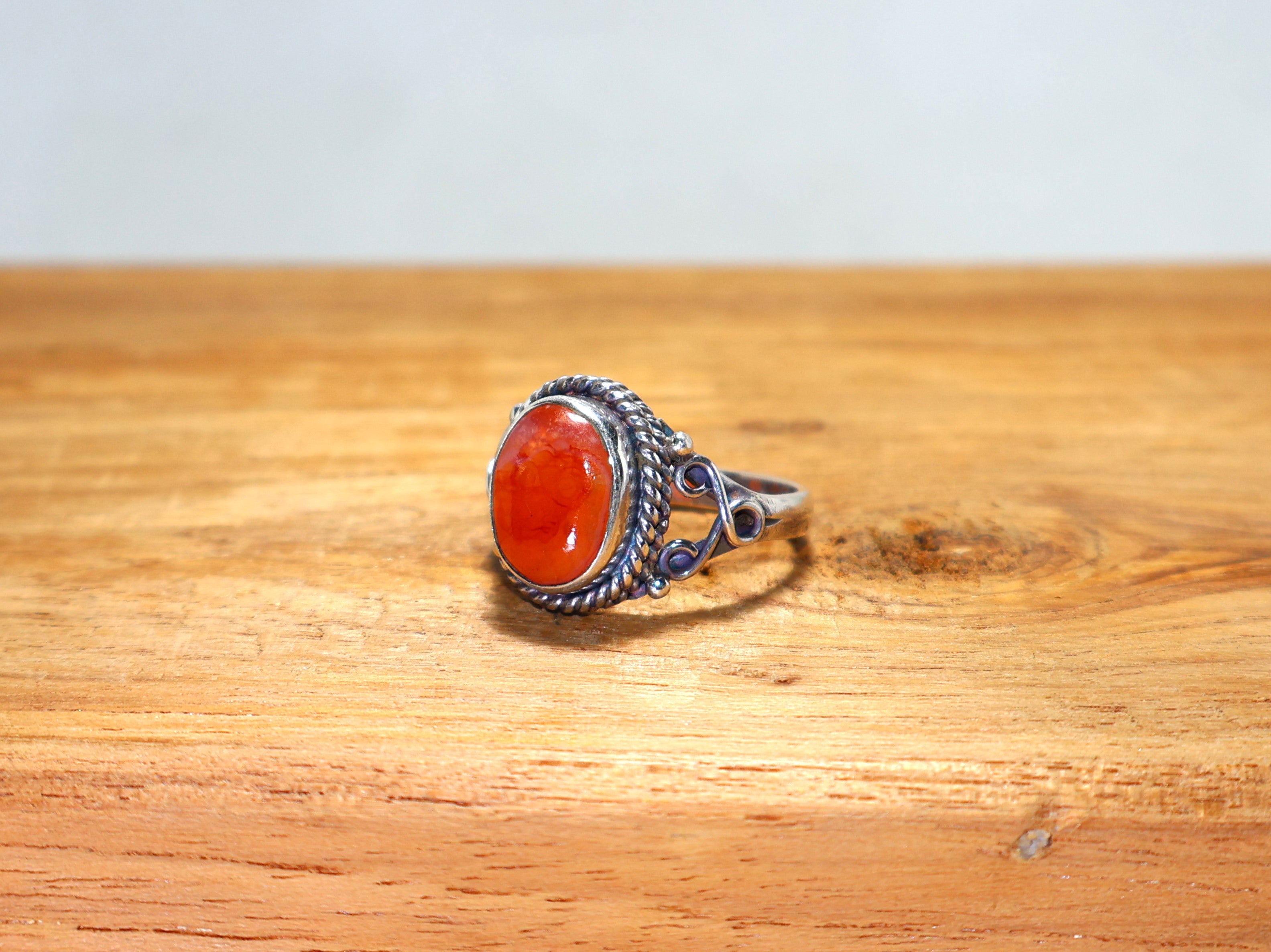 Natur Karneol Ring 925 Sterling Silber Einzigartiger Ring für Damen Edelstein Ring Handgemachter Ring Oranger Karneol Versprechensring Geburtssteinring