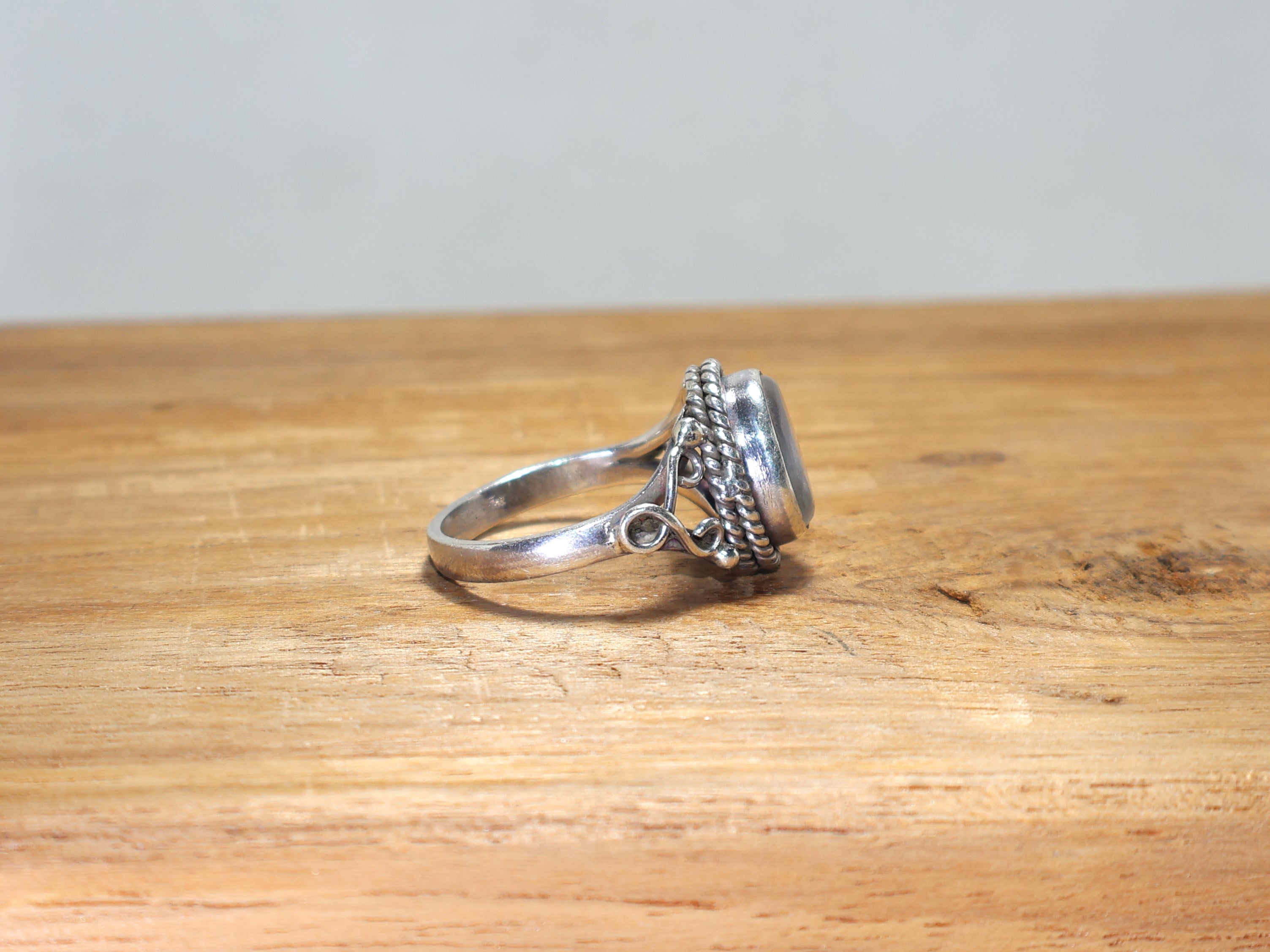 Kristallquarz-Silberring Handgefertigter Edelsteinring Statement-Ring 925 Sterling Silber Ring Ovaler Ring Geschenk für Sie