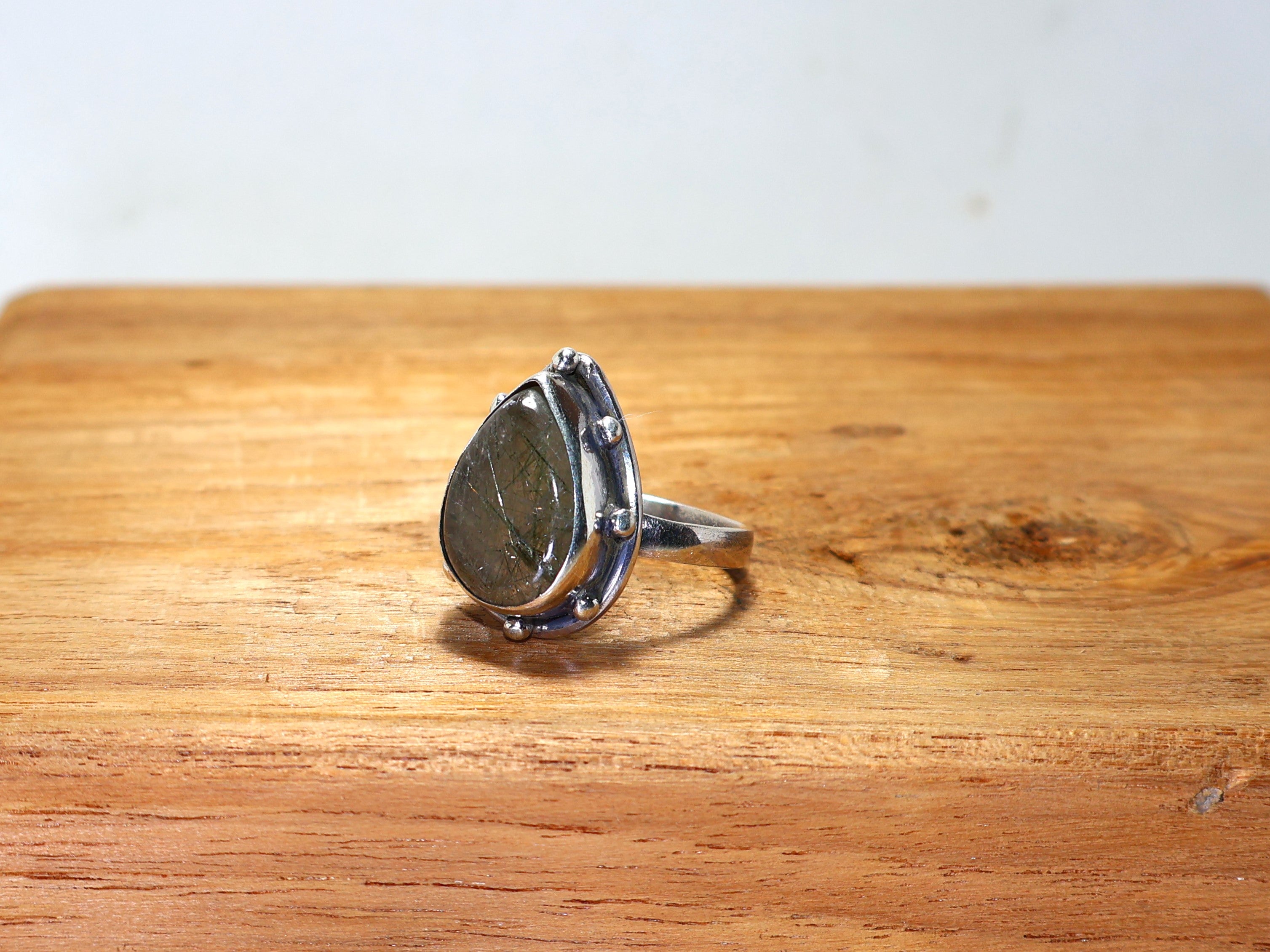 Natürlicher schwarzer Rutilquarz Ring Glücksstein Ring Verlobungsring 925 Sterling Silber Ring Handgemachter Silberring Statement Ring April Geburtsstein Ring Einzigartiger Ring Geschenk für Sie