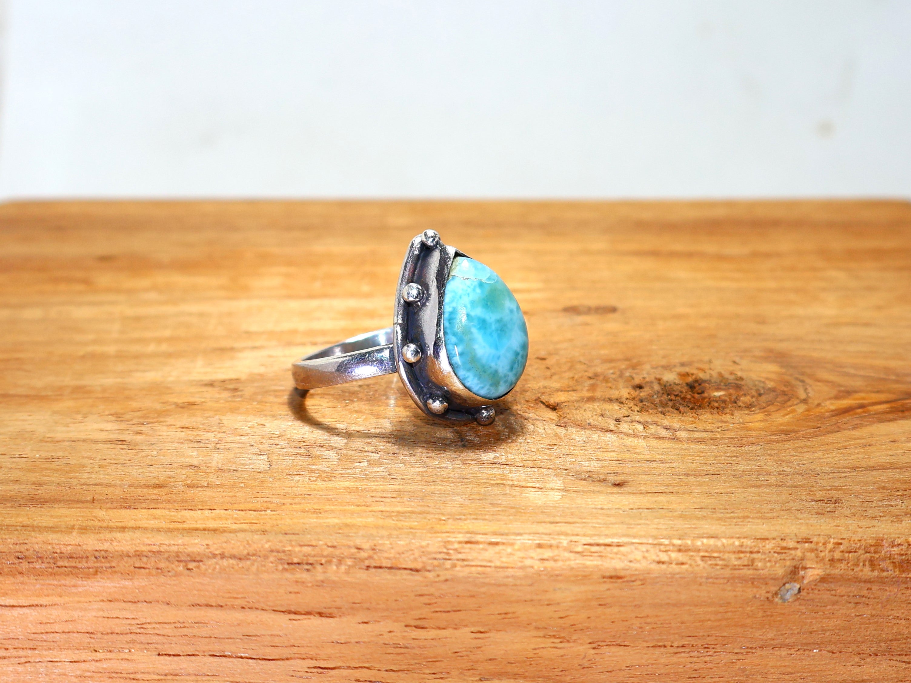 Natürlicher Larimar-Ring, birnenförmiger Edelsteinring, handgefertigter Ring, massiver 925er Sterling Silber Ring, blauer Steinring, Statement-Ring, Valentinstagsgeschenk