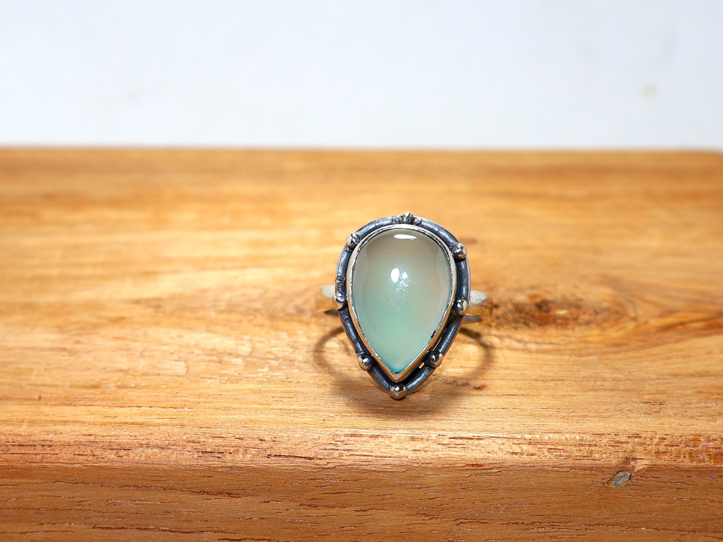 Natürlicher Aqua-Chalcedon-Blauer Stein Birnenförmiger Edelsteinring 925 Sterling Silber Ring Geschenk für Sie März Geburtsstein Ring Minimalistischer Ring