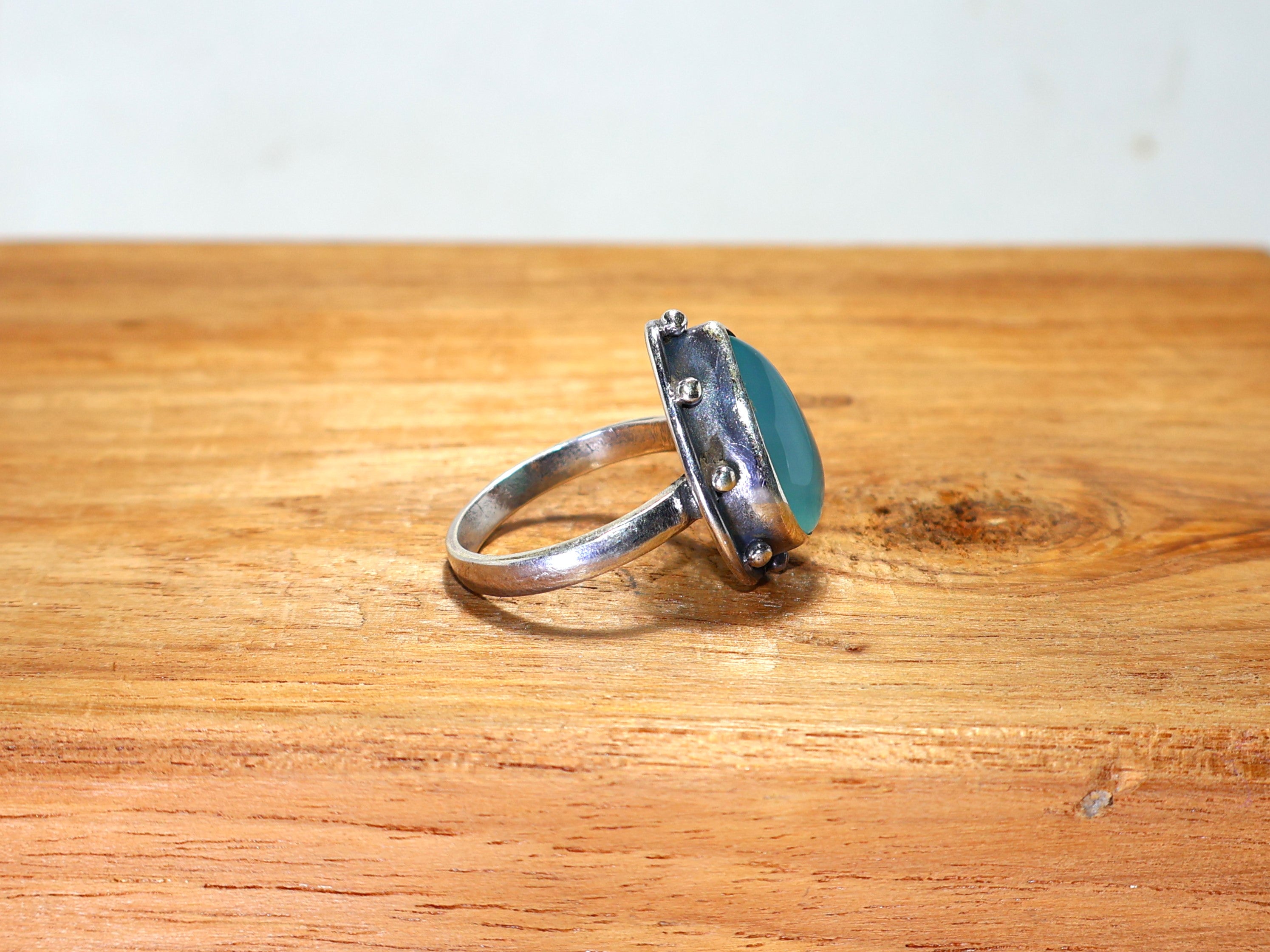 Natürlicher Aqua-Chalcedon-Blauer Stein Birnenförmiger Edelsteinring 925 Sterling Silber Ring Geschenk für Sie März Geburtsstein Ring Minimalistischer Ring