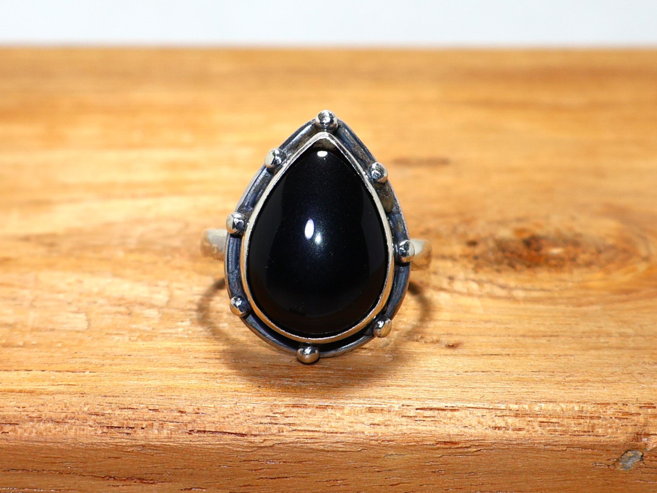 Natürlicher schwarzer Onyx-Ring, Boho-Silberring, 925er Sterlingsilber, Verlobungsring, handgefertigter Ring, Birnen-Edelsteinring, Statement-Ring