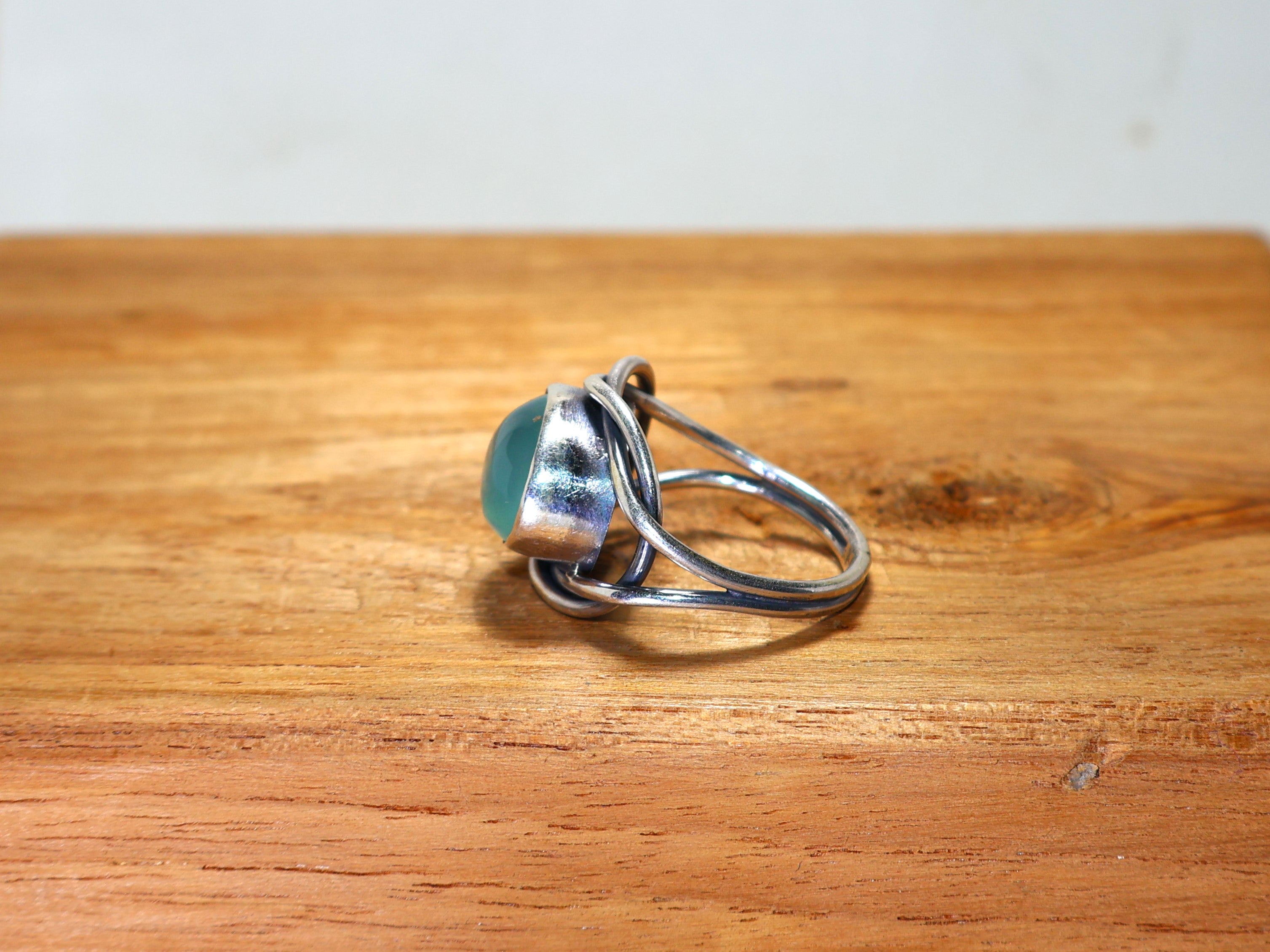 Natürlicher Aqua Chalcedon Ring Ovaler Edelsteinring 925 Sterling Massiv Silber Handgemachter Blauer Steinring Statement Ring Geschenk für die Liebe