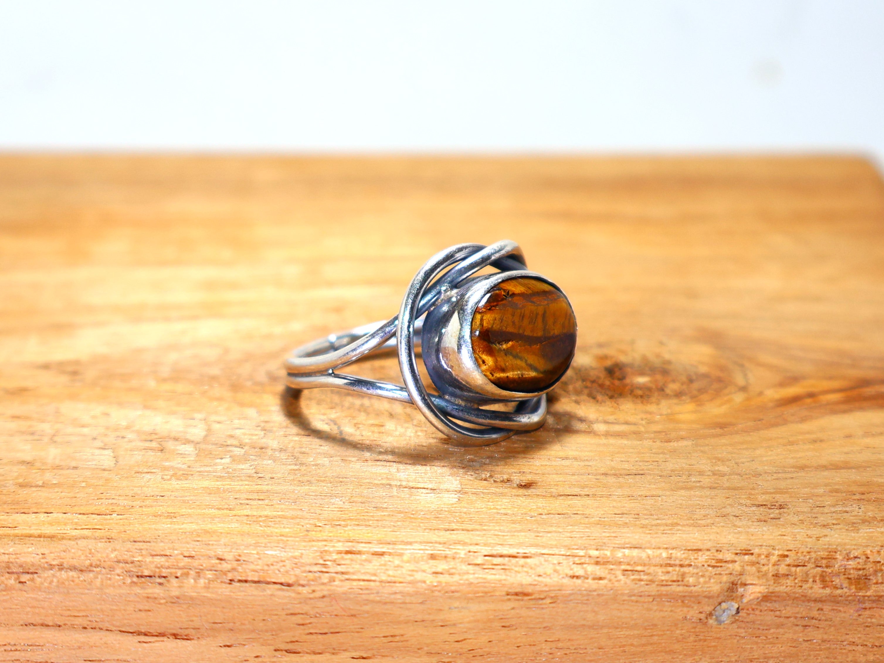 Natürlicher Tigerauge Ring 925 Sterling Silber Minimalistischer Ring Handgemachter Ring Statement Silberring Juni Geburtsstein Ring Einzigartiger Ring