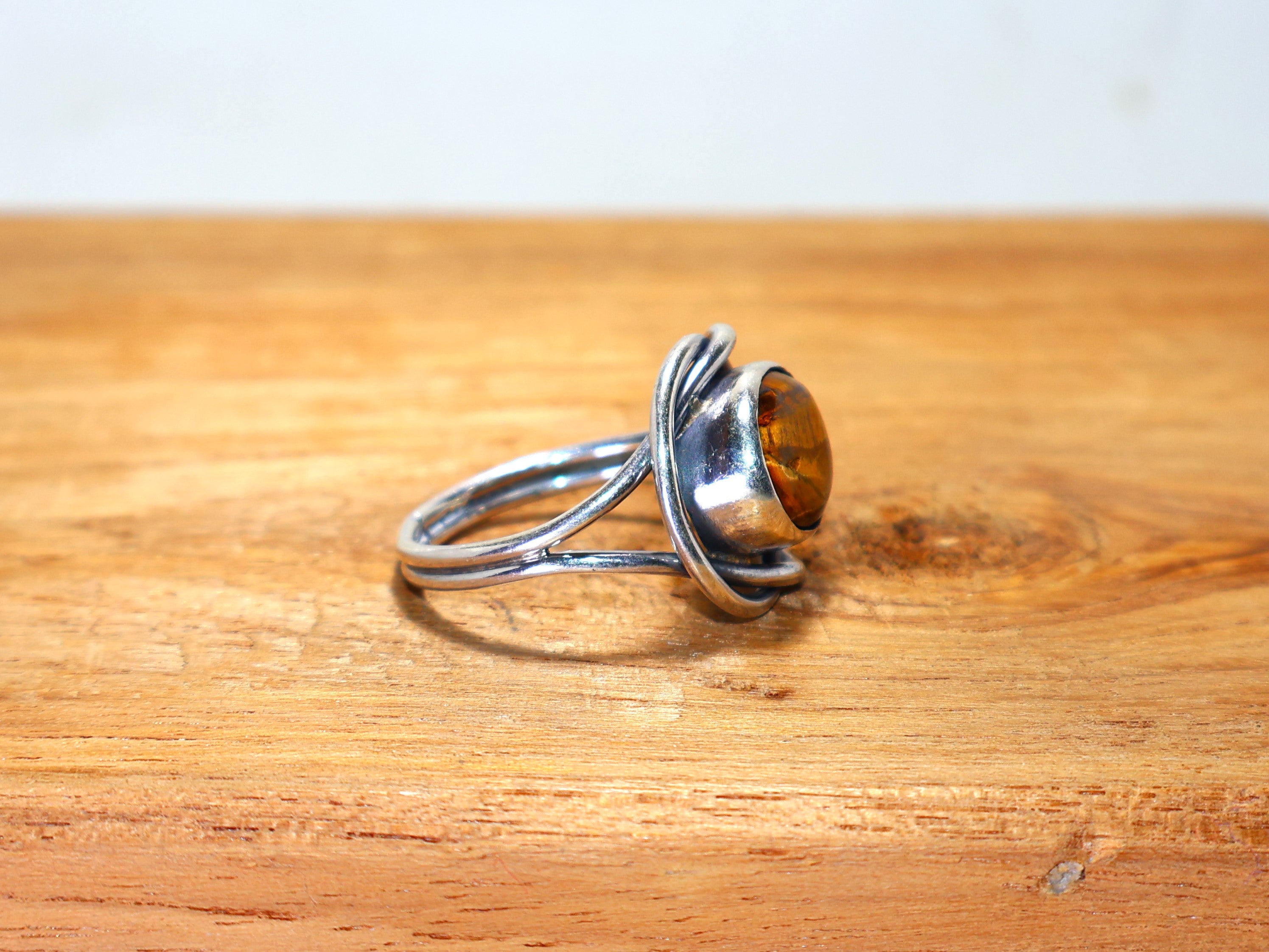 Natürlicher Tigerauge Ring 925 Sterling Silber Minimalistischer Ring Handgemachter Ring Statement Silberring Juni Geburtsstein Ring Einzigartiger Ring