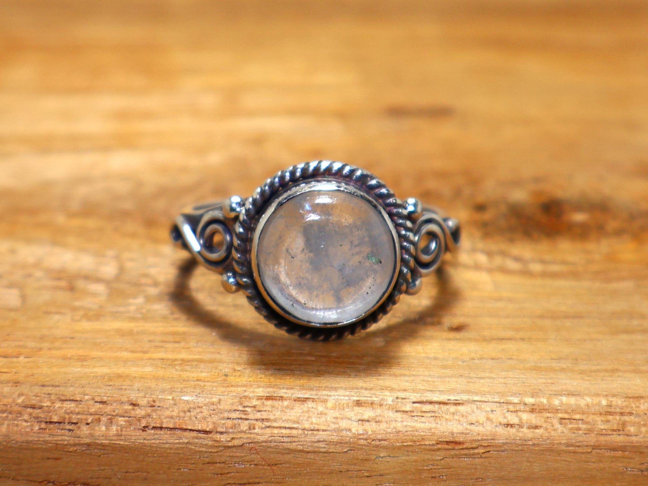 Kristallquarz-Ring Handgefertigter Ring Ovaler Edelstein-Ring 925 Sterling Silber Ring Statement-Ring Geburtsstein-Ring
