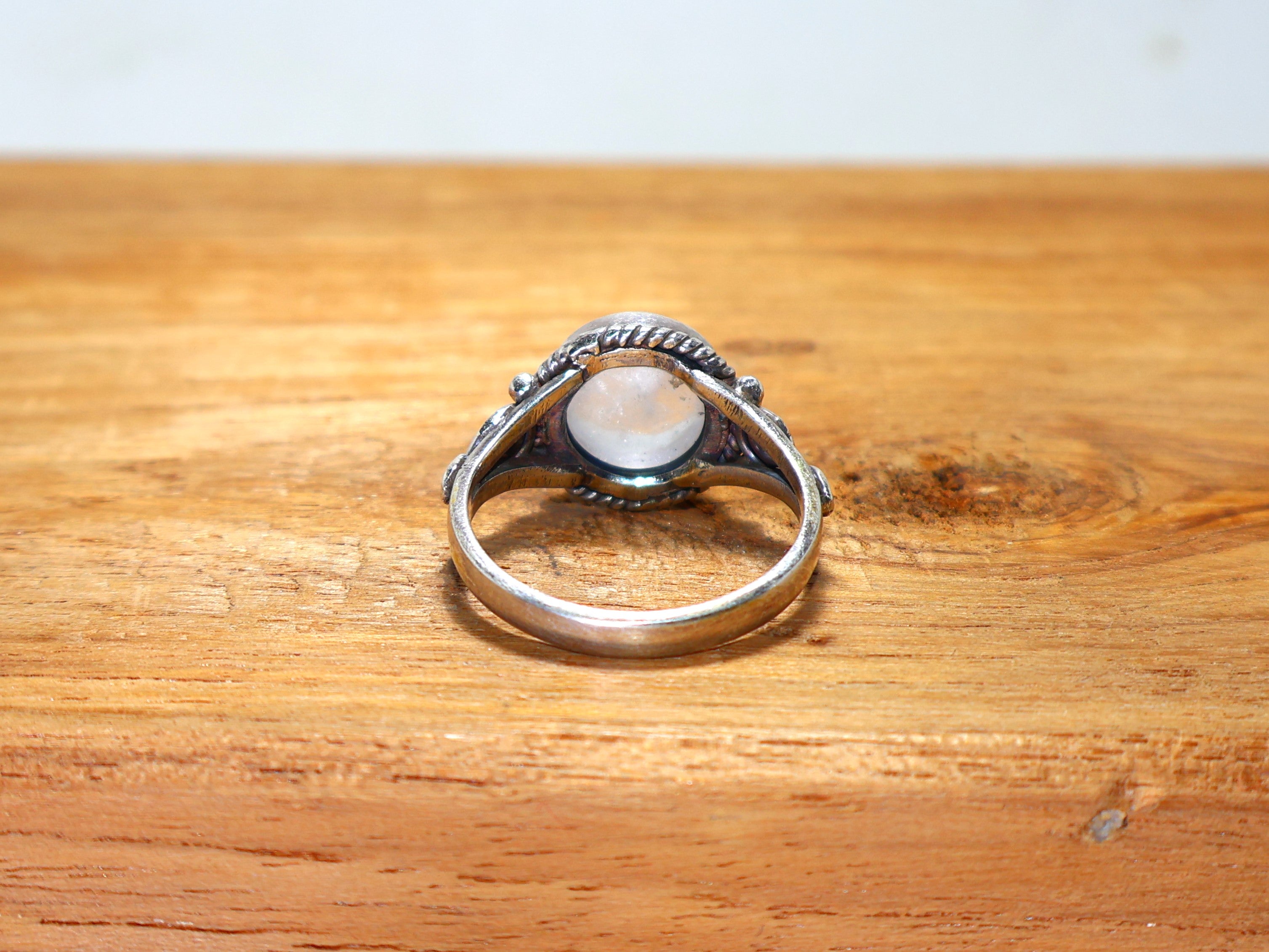 Kristallquarz-Ring Handgefertigter Ring Ovaler Edelstein-Ring 925 Sterling Silber Ring Statement-Ring Geburtsstein-Ring