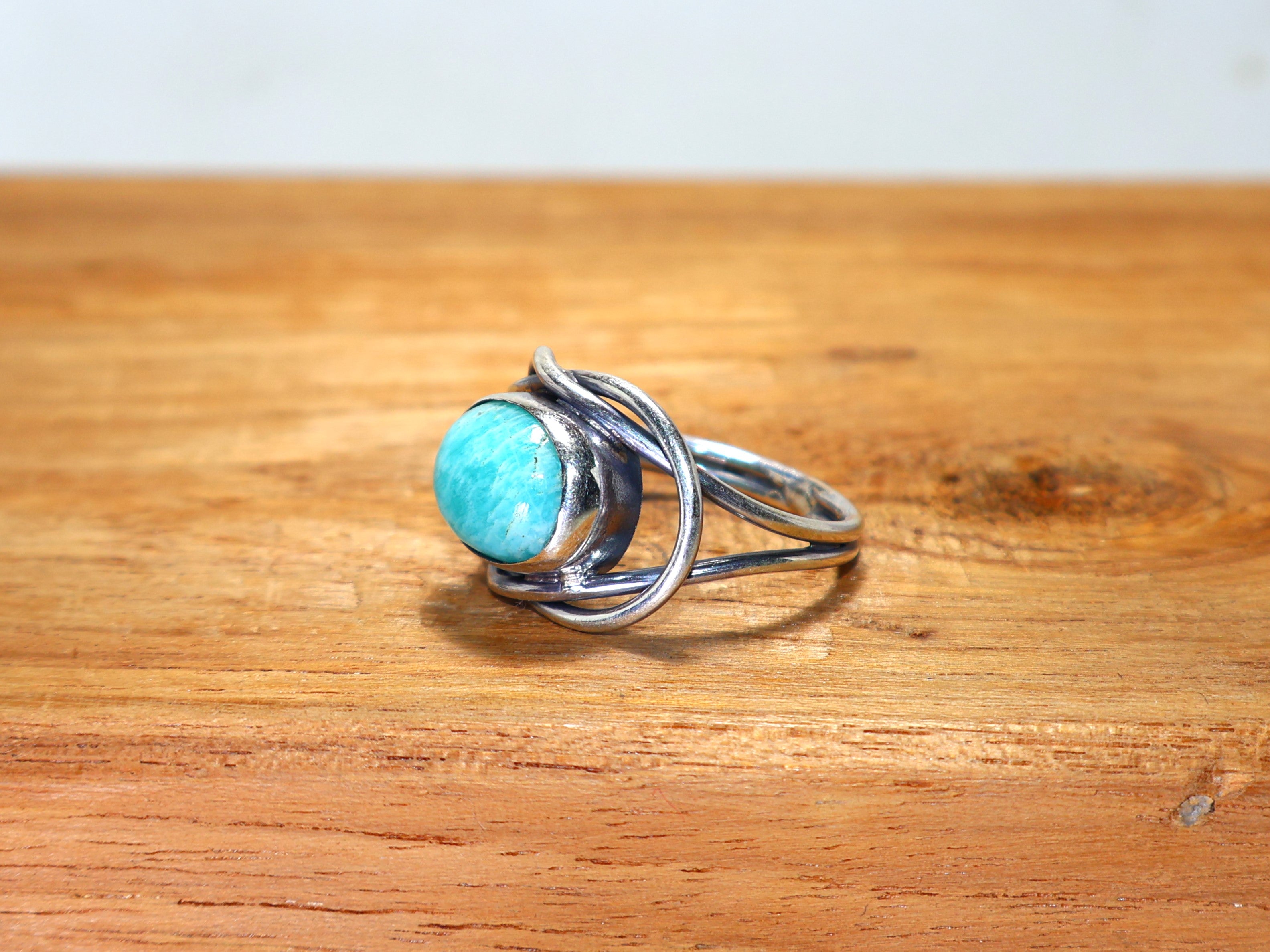Natürlicher Larimar Ring 925 massiver Sterlingsilberring Handgefertigter Silberring Damenring Blauer Stein Zierlicher Ring Ovaler Edelsteinring Februar Geburtssteinring für Frauen