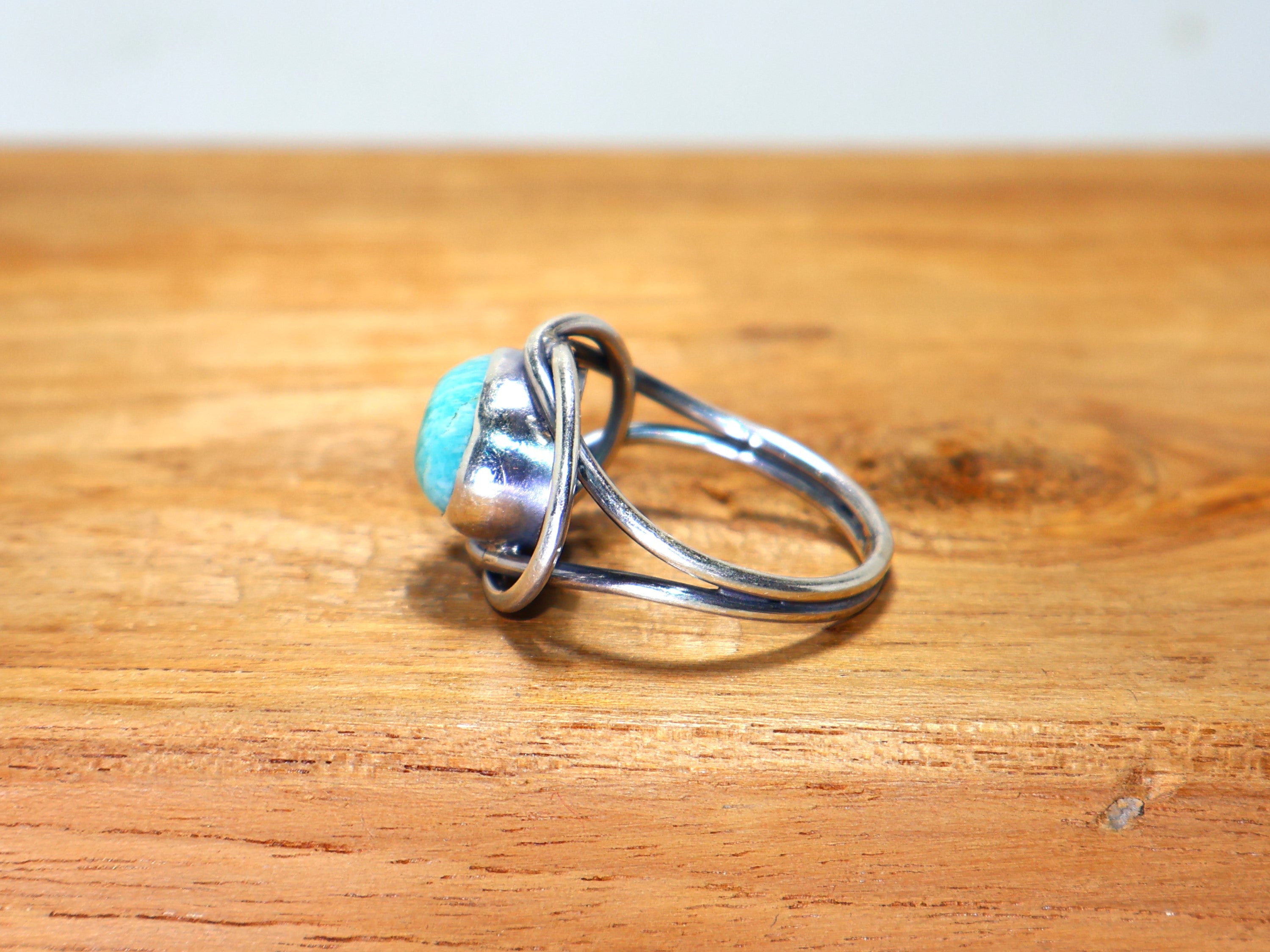 Natürlicher Larimar Ring 925 massiver Sterlingsilberring Handgefertigter Silberring Damenring Blauer Stein Zierlicher Ring Ovaler Edelsteinring Februar Geburtssteinring für Frauen