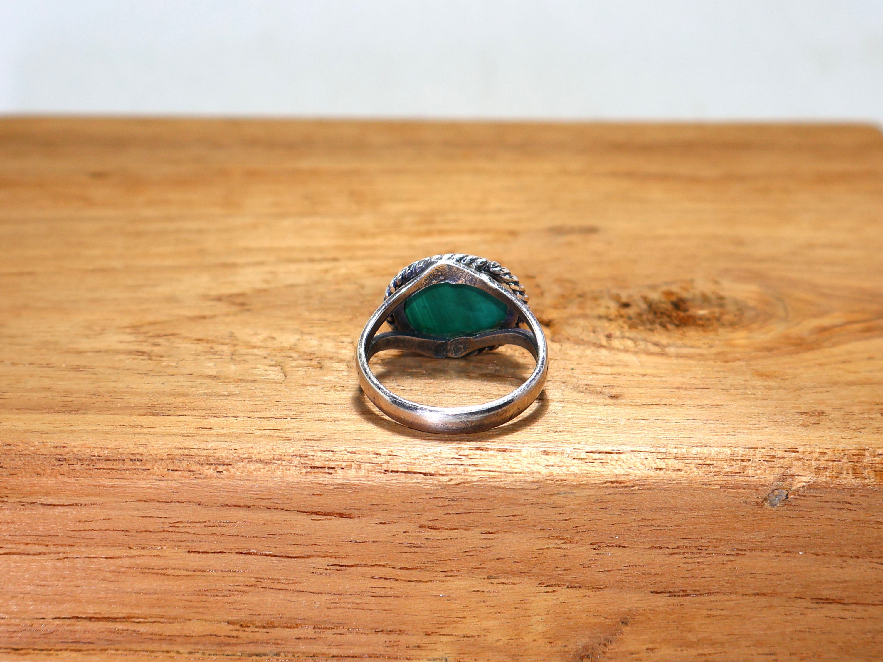 Handgemaakte Ring Malachiet Ring Verjaardagscadeau Ring Groene Ovale Edelsteen Ring Belofte Ring 925 Sterling Zilveren Ring Cadeau voor Haar