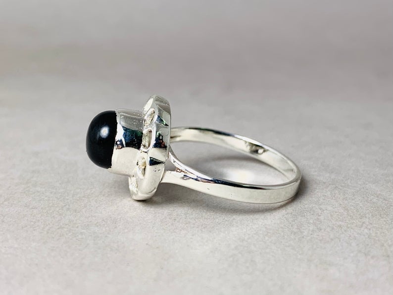 Schwarzer Onyx Ring 925 Sterling Silber Böhmischer Handgemachter Ring Runder Onyx Edelstein Ring Silber Damenring Dezember Geburtsstein Geschenkring