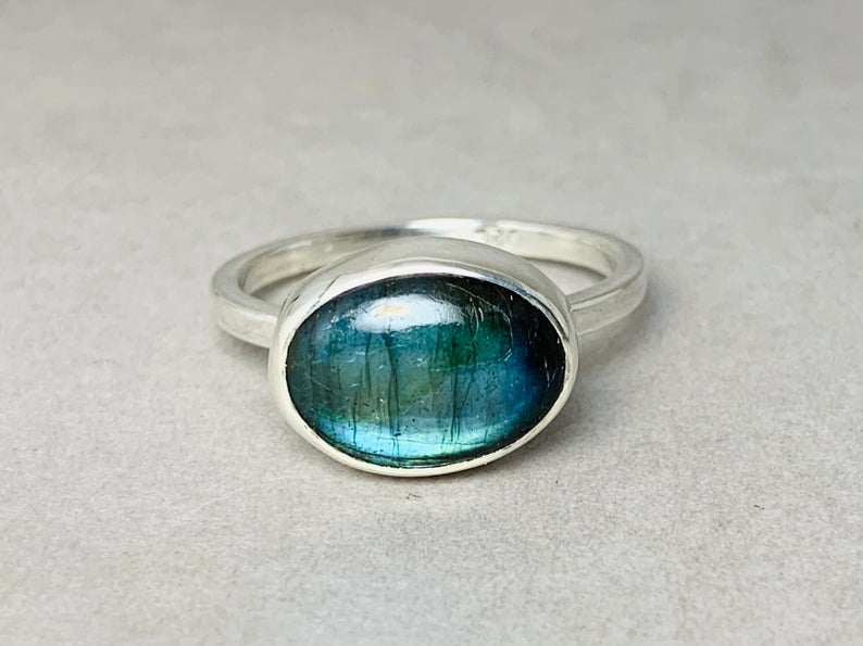 Blauer Labradorit Ring 925 Silberring Handgemachter Ovaler Edelsteinring Geburtssteinring Schlichter Ring Geschenk Für Sie