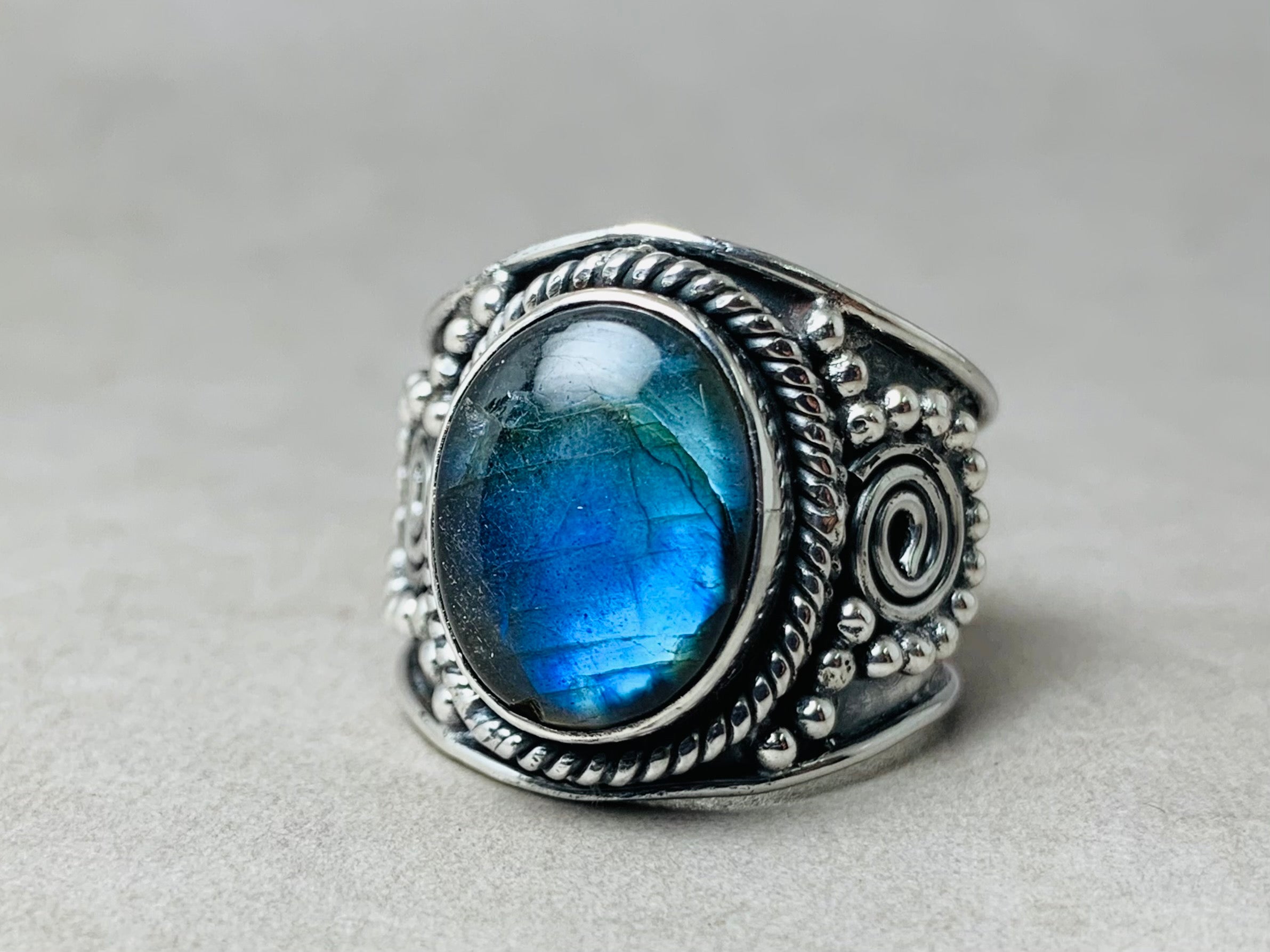 Labradorit Edelsteinring 925 Sterling Silber Ring Statement Ringe Geschenk für Sie Boho Handgefertigter Ring