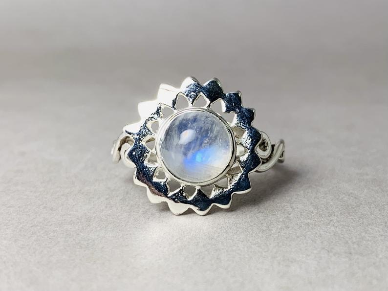 Regenbogenmondsteinring 925 massives Sterlingsilber Blauer Feuer Mondstein Statement runder Edelsteinring Juni Geburtsstein