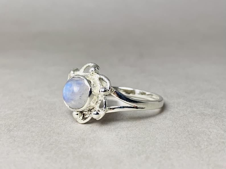 Runder Mondsteinring 925 Silberring Handgemachter Ring Geburtssteinring Silberschmuck Edelsteinring Charm Ring