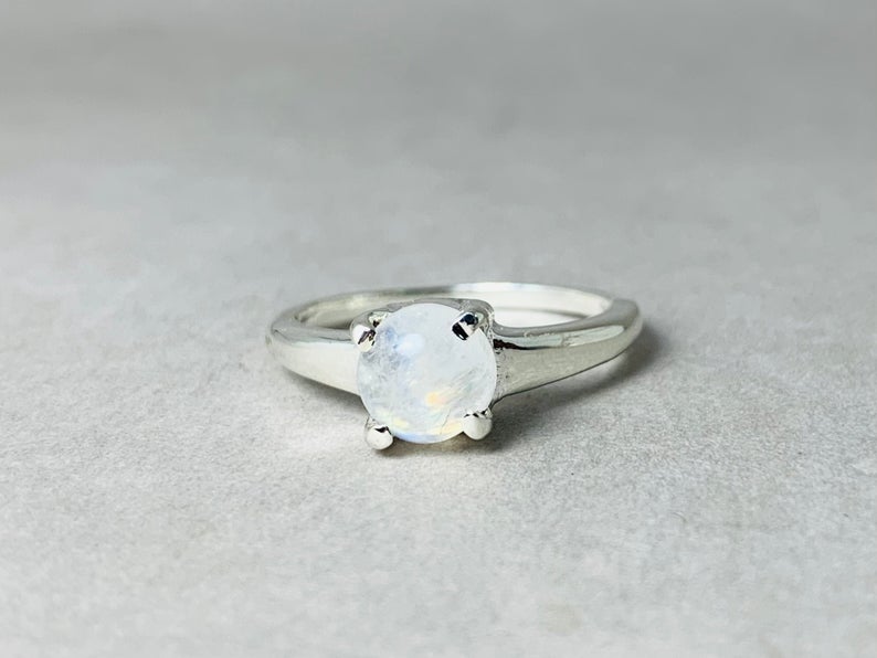 Handgemachter runder Mondsteinring 925 massiver Sterlingsilberring Geburtssteinring Silberschmuck Edelsteinring Charm Ring