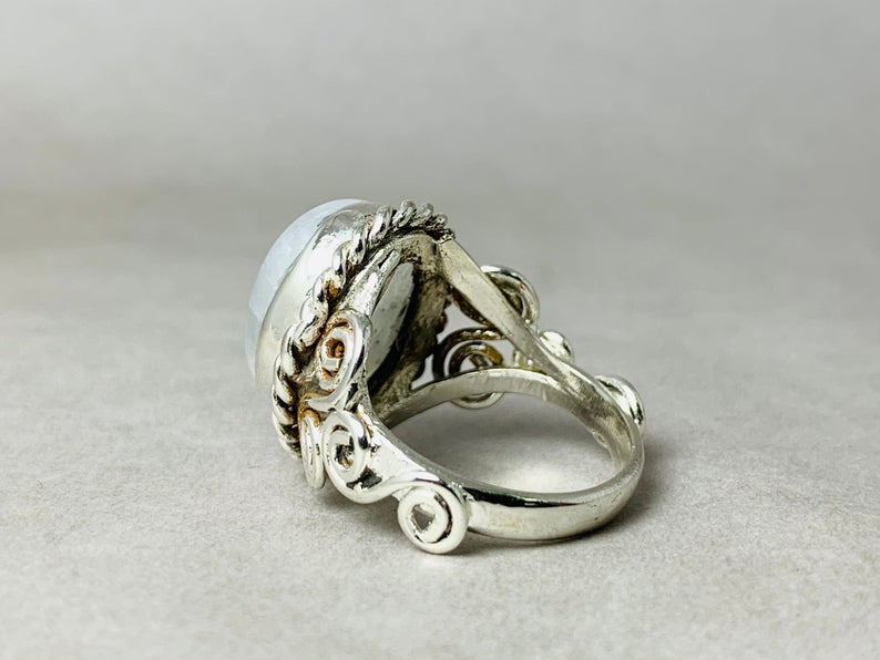 925er Silberring Regenbogen-Mondstein-Ring Juni Geburtsstein Handgemachter Ring Designer-Ring Edelsteinring Geschenk für Sie