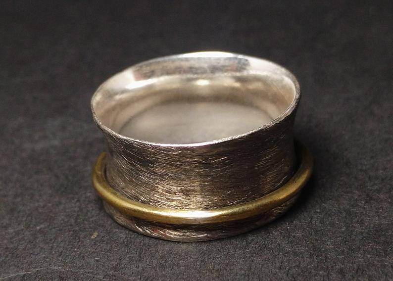 Silberner Spinner-Ring Oxidierter Ring 925 Sterling Silber Meditationsring Sorgen-Fidget Rustikaler Spinner-Ring Gehämmerter Ring