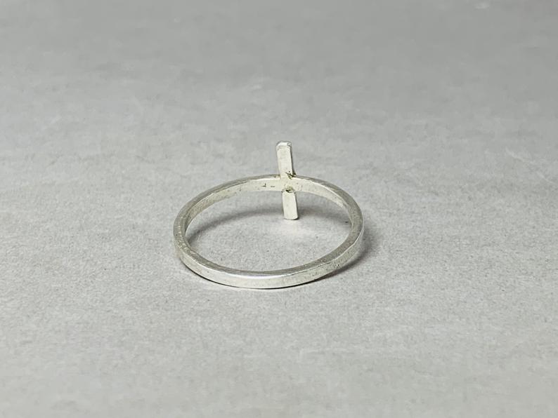 Kreuzring 925 Sterling Silber Kreuz Gehämmerter Ring Stapelring Schmaler Kreuzring Zierlicher Ring Geschenkring