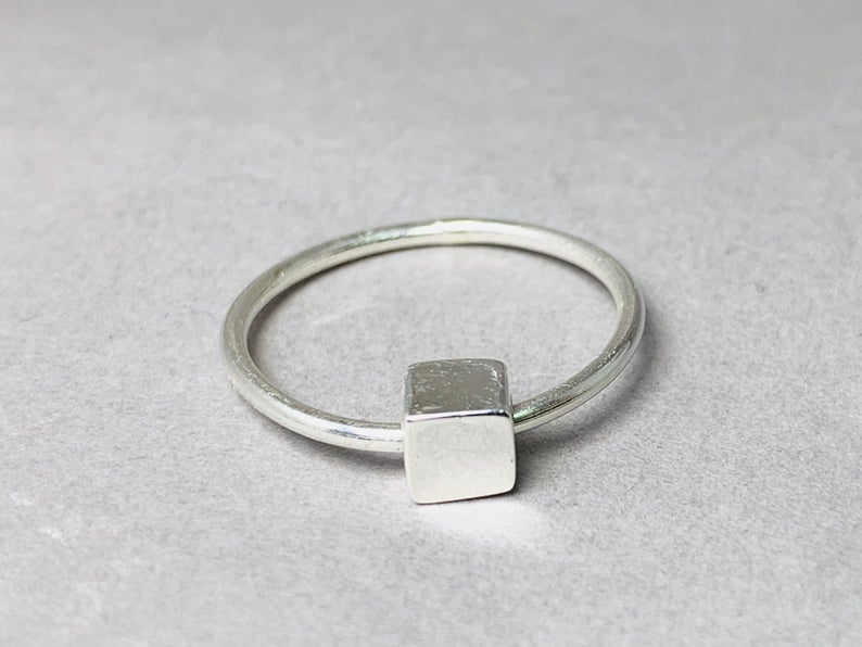 Silberner Würfelring 925 Sterling Silber Stapelring Fidget Silberring Alltagsring Zarter Ring Filigraner Ring