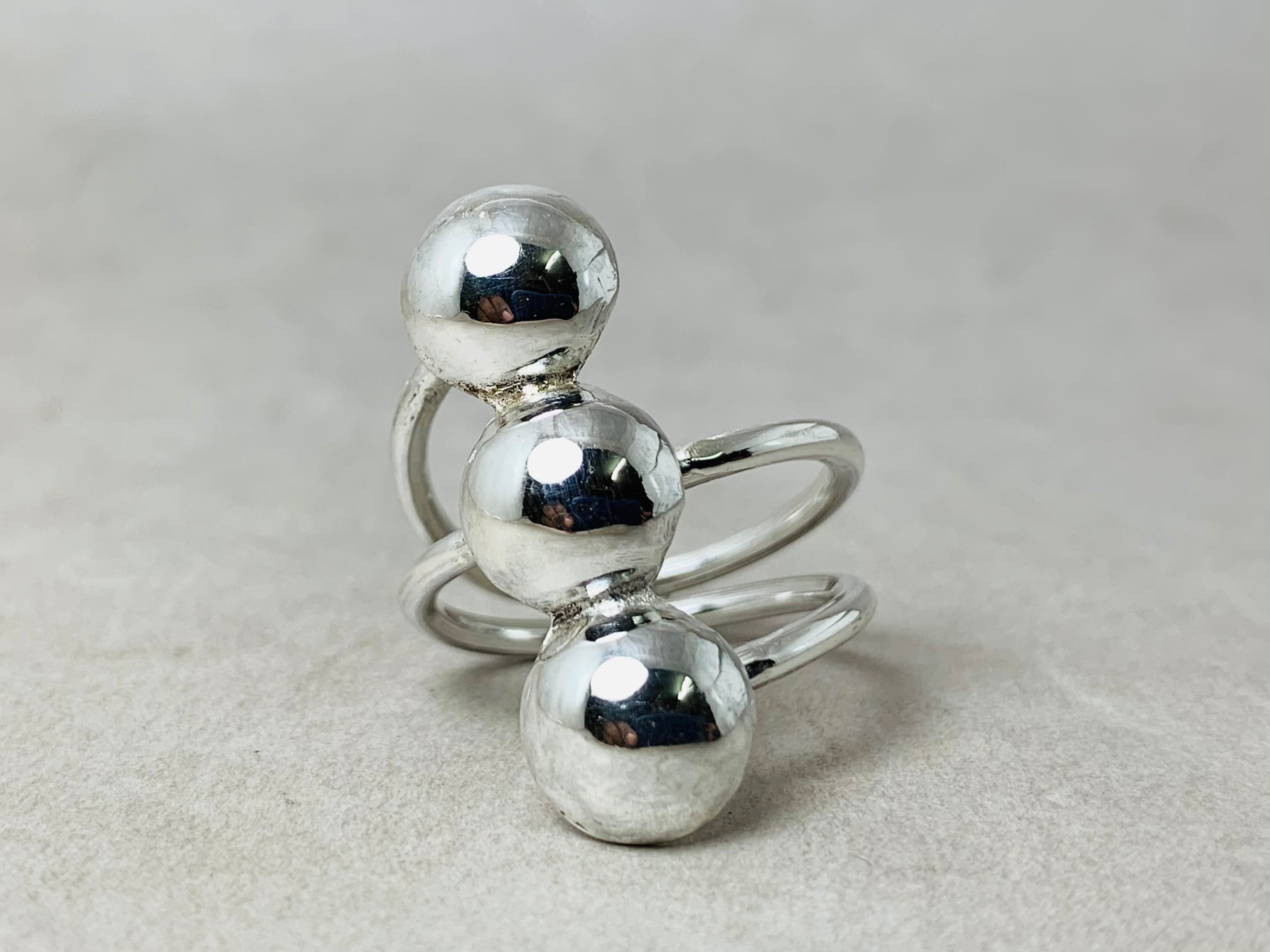 Dreifacher Kugelring 925 Sterling Silber Ring Statement-Ring Handgefertigt Einzigartiger Ring Geschenk für Sie Alltagsring
