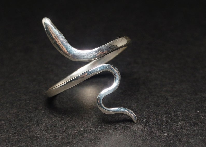 Silberner Schlangenring 925 Sterling Silber Handgemachter verstellbarer Ring Tierring Böhmischer Ring Stapelring Geschenkring