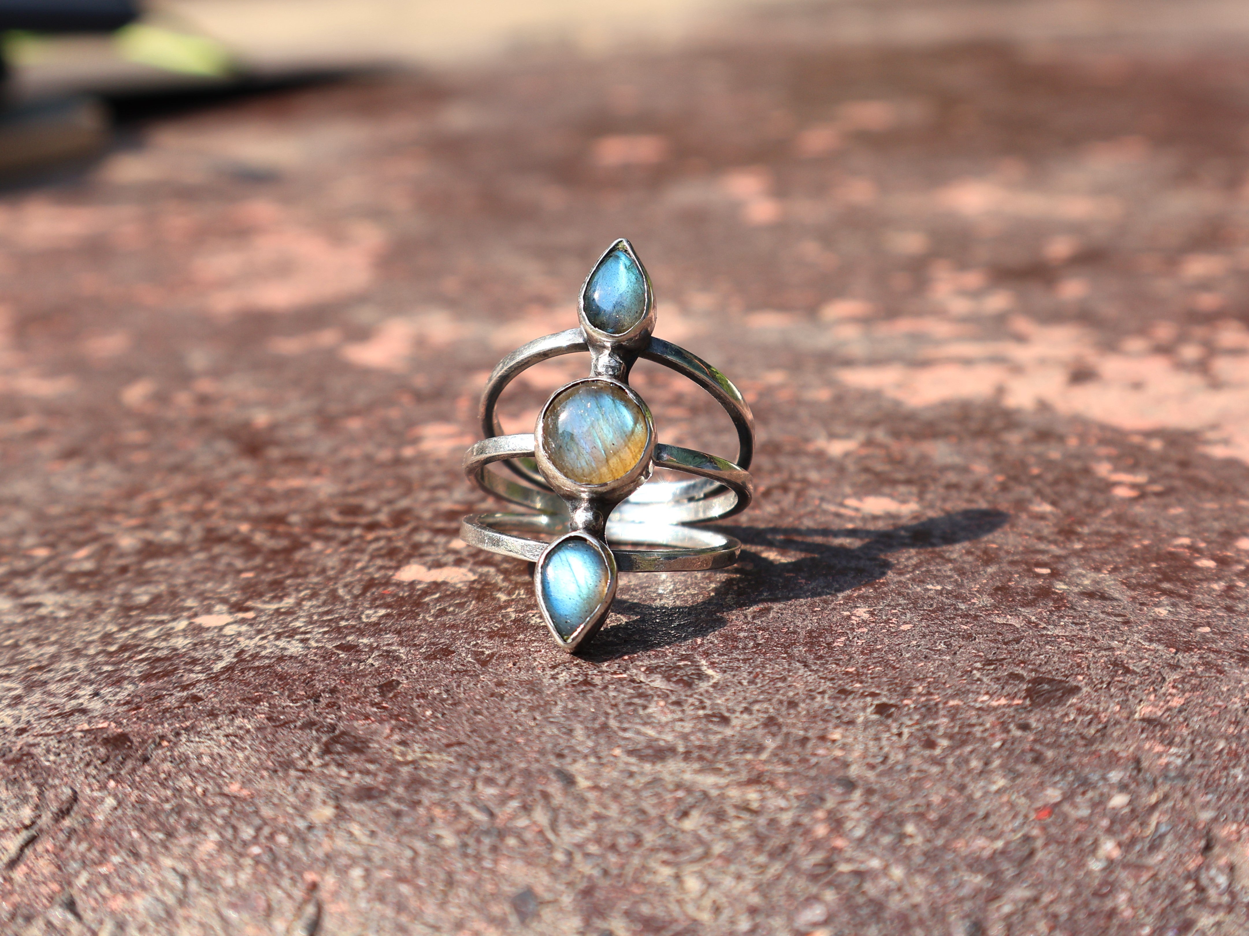 Handgefertigter Ring Labradorit Ring 925 Sterling Silber Multi Edelstein Ring Dreifach Stein Ring Boho Zierlicher Ring Geschenk Für Sie