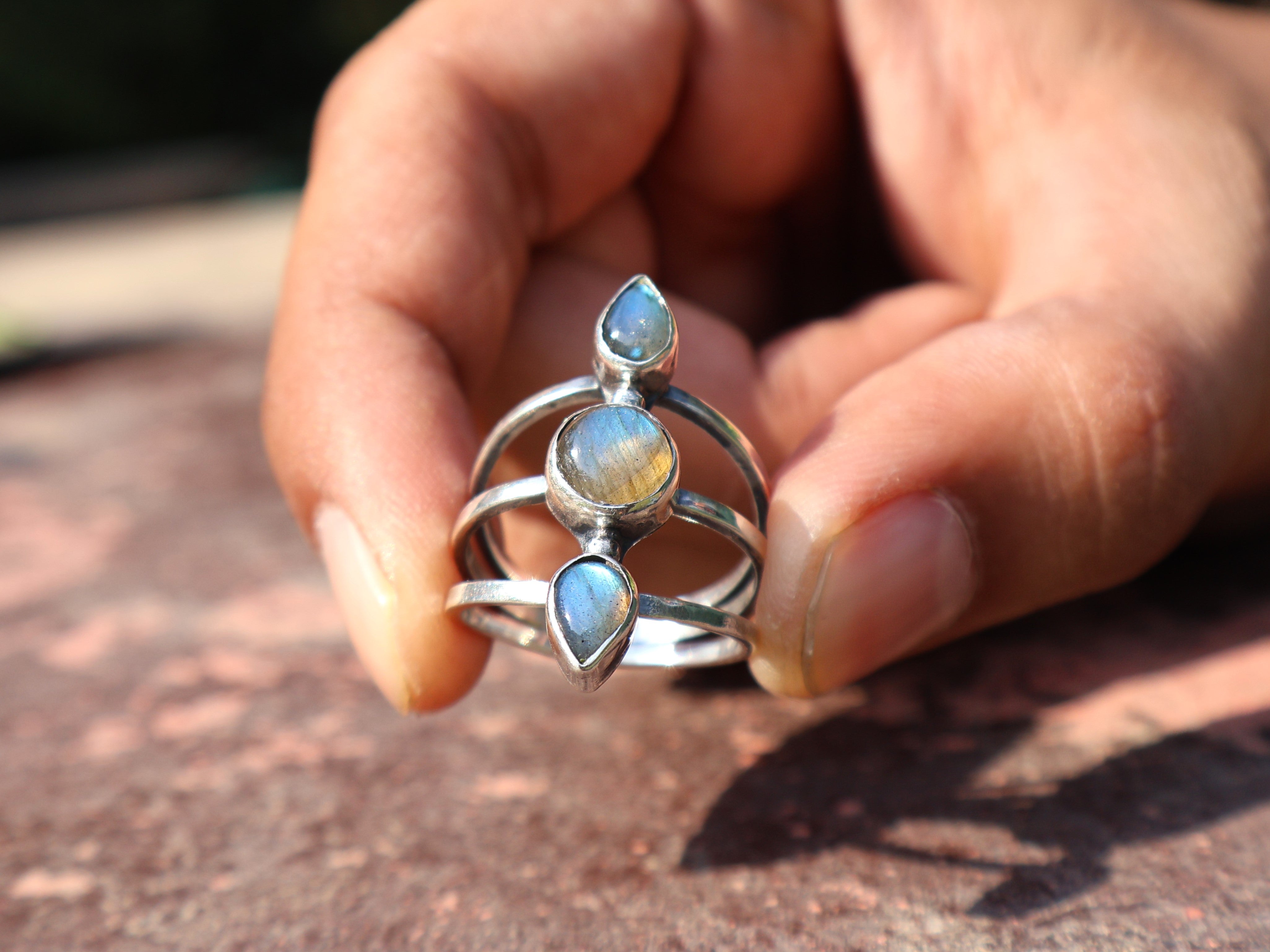 Handgefertigter Ring Labradorit Ring 925 Sterling Silber Multi Edelstein Ring Dreifach Stein Ring Boho Zierlicher Ring Geschenk Für Sie