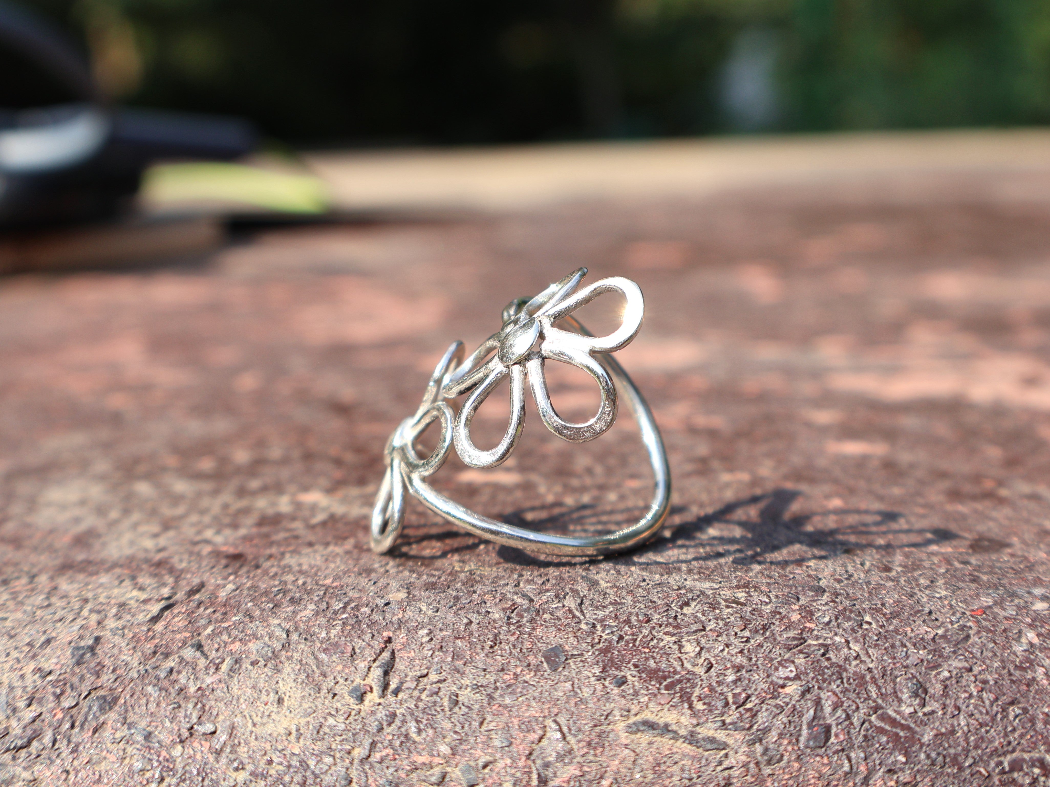 Silberner Blumenring 925 Sterling Silber Ring Handgefertigter Stapelring Geschenk für sie Böhmischer Schmuck Geschenk für sie