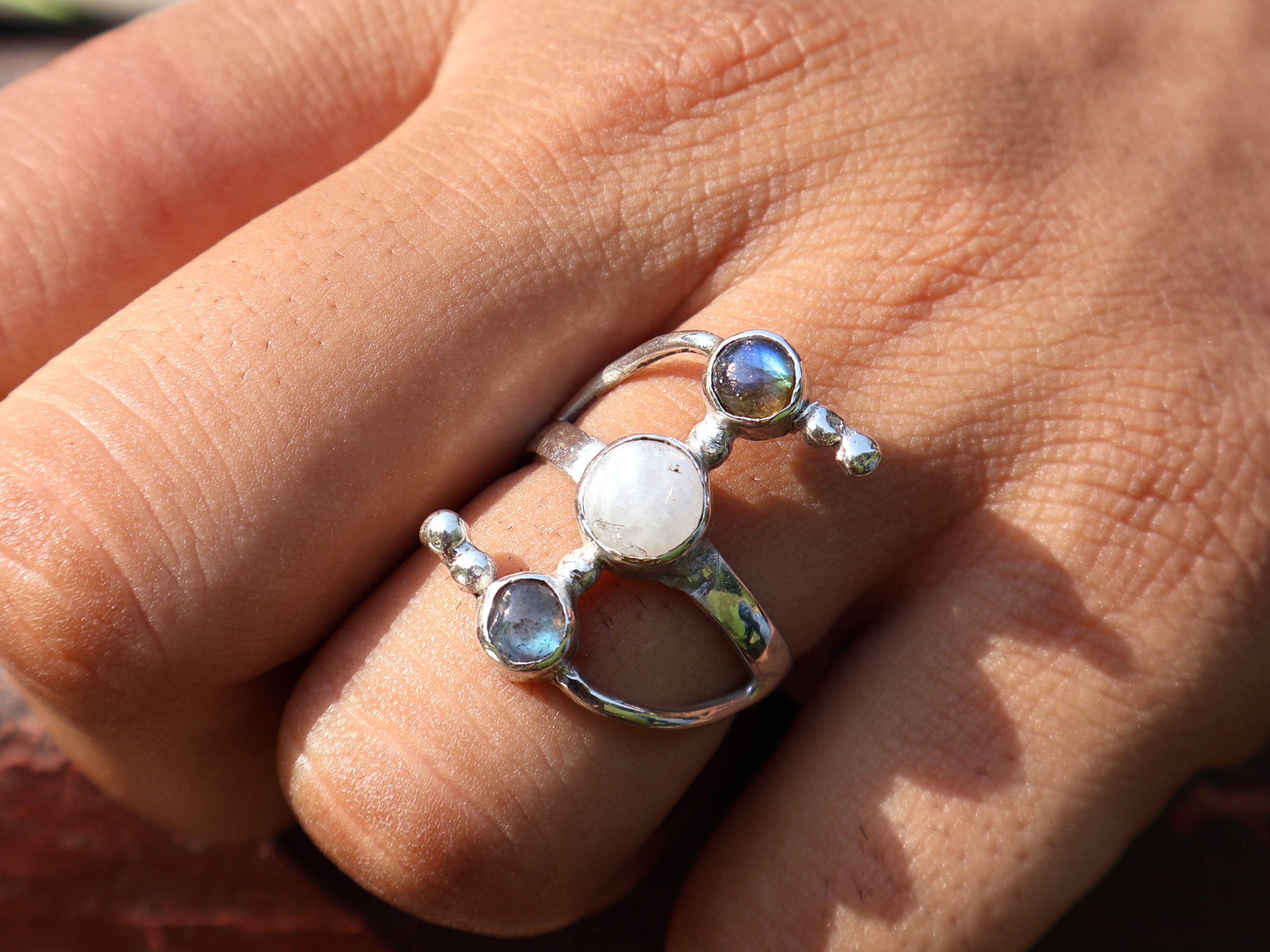 Labradorit und Regenbogen-Mondstein Ring 925 Sterling Silber Ring Handgefertigter Statement-Ring Doppelsteinring Geschenk für Sie