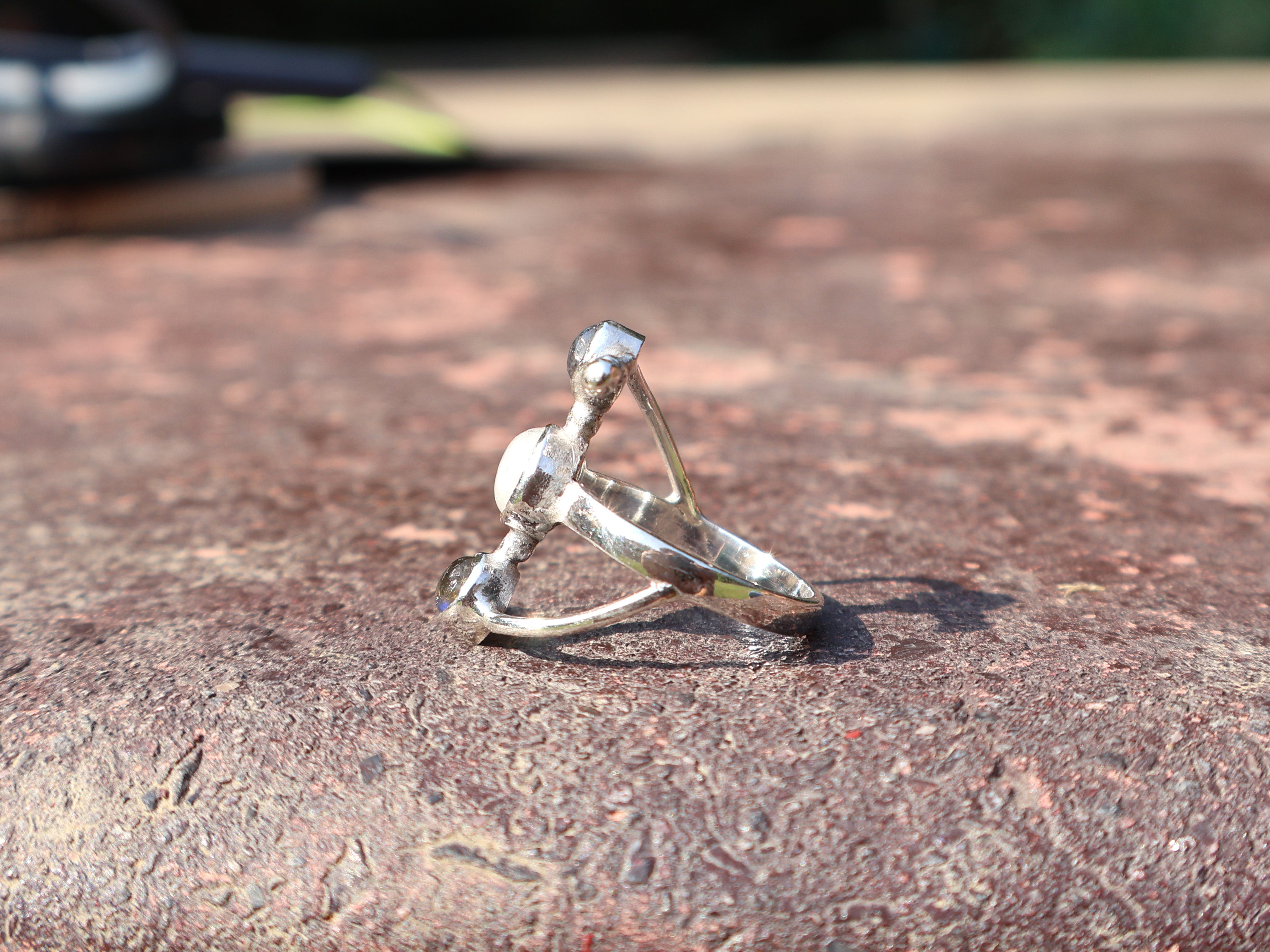 Labradorit und Regenbogen-Mondstein Ring 925 Sterling Silber Ring Handgefertigter Statement-Ring Doppelsteinring Geschenk für Sie